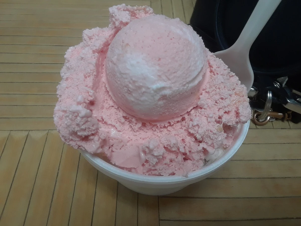 Strawberry Cheesecake and Pecan
