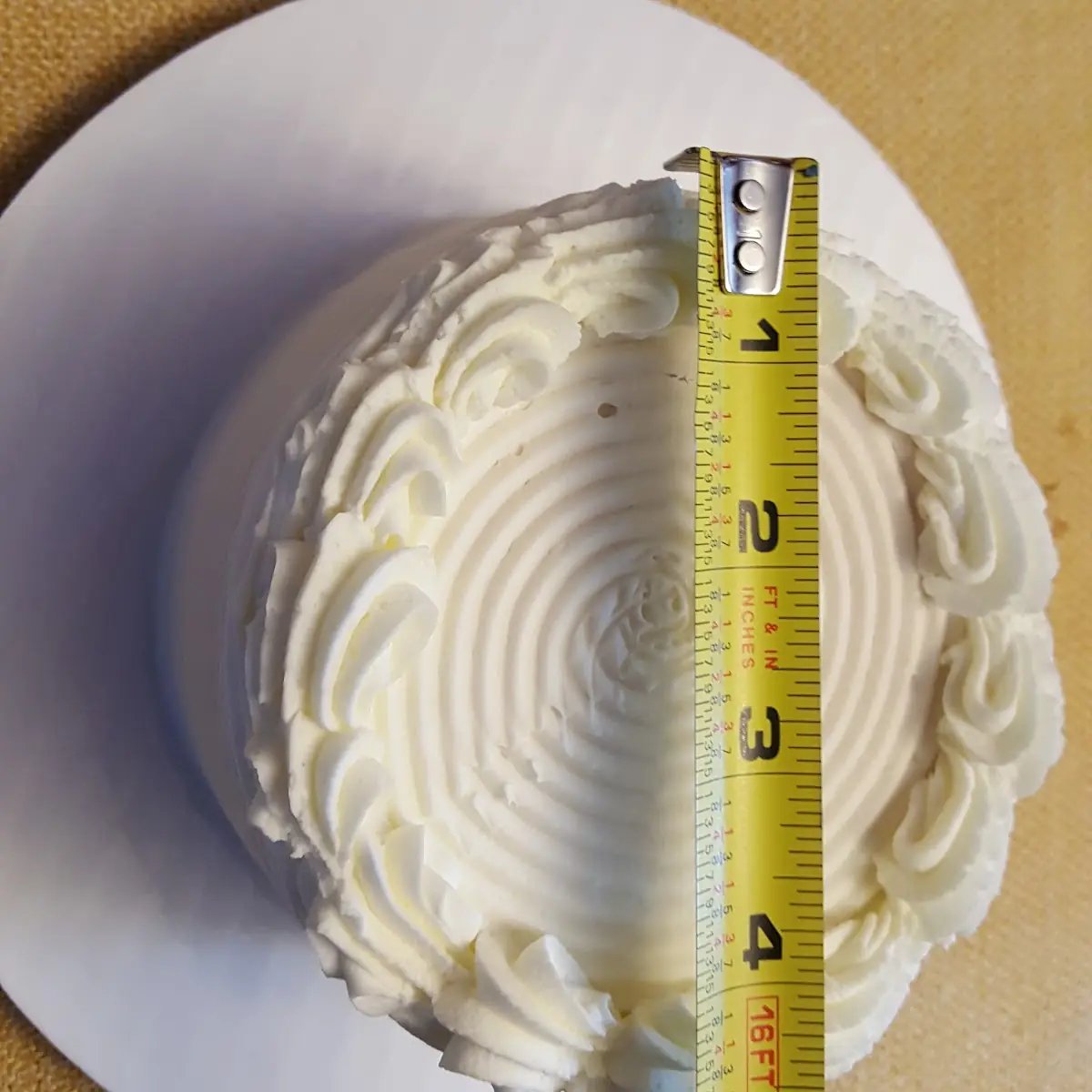 Example of a One Year Anniversary Cake