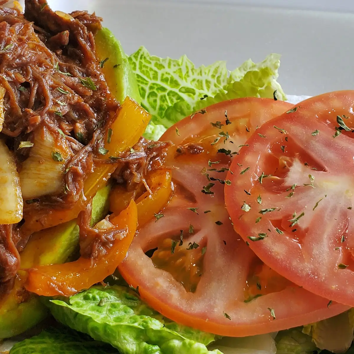 Aguacate Relleno de Churasco