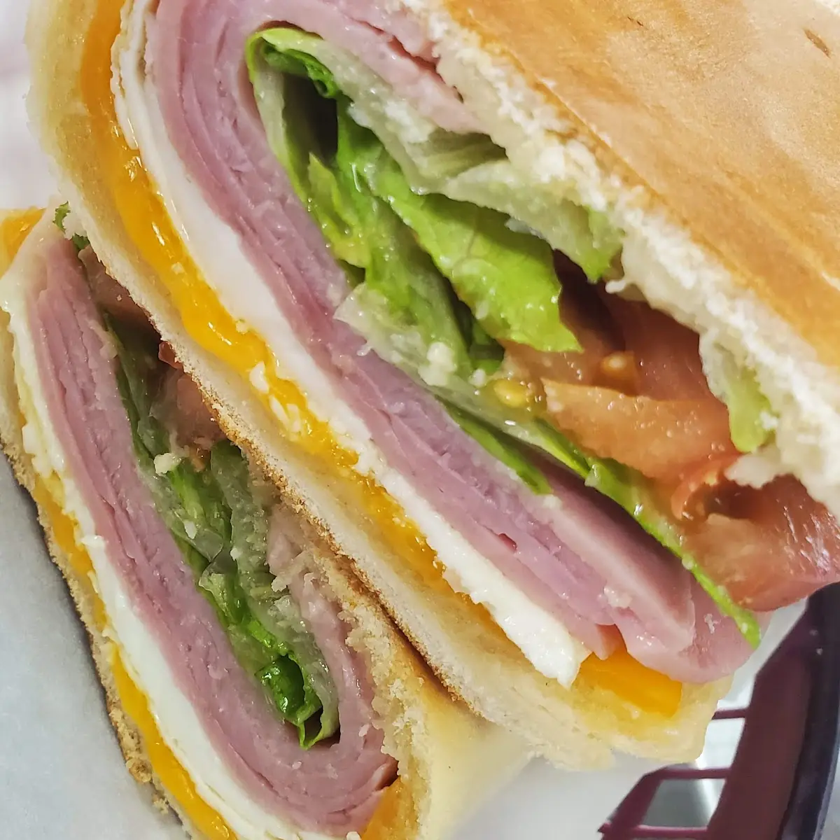 Sand Jamón Queso Huevo Y Ensalada