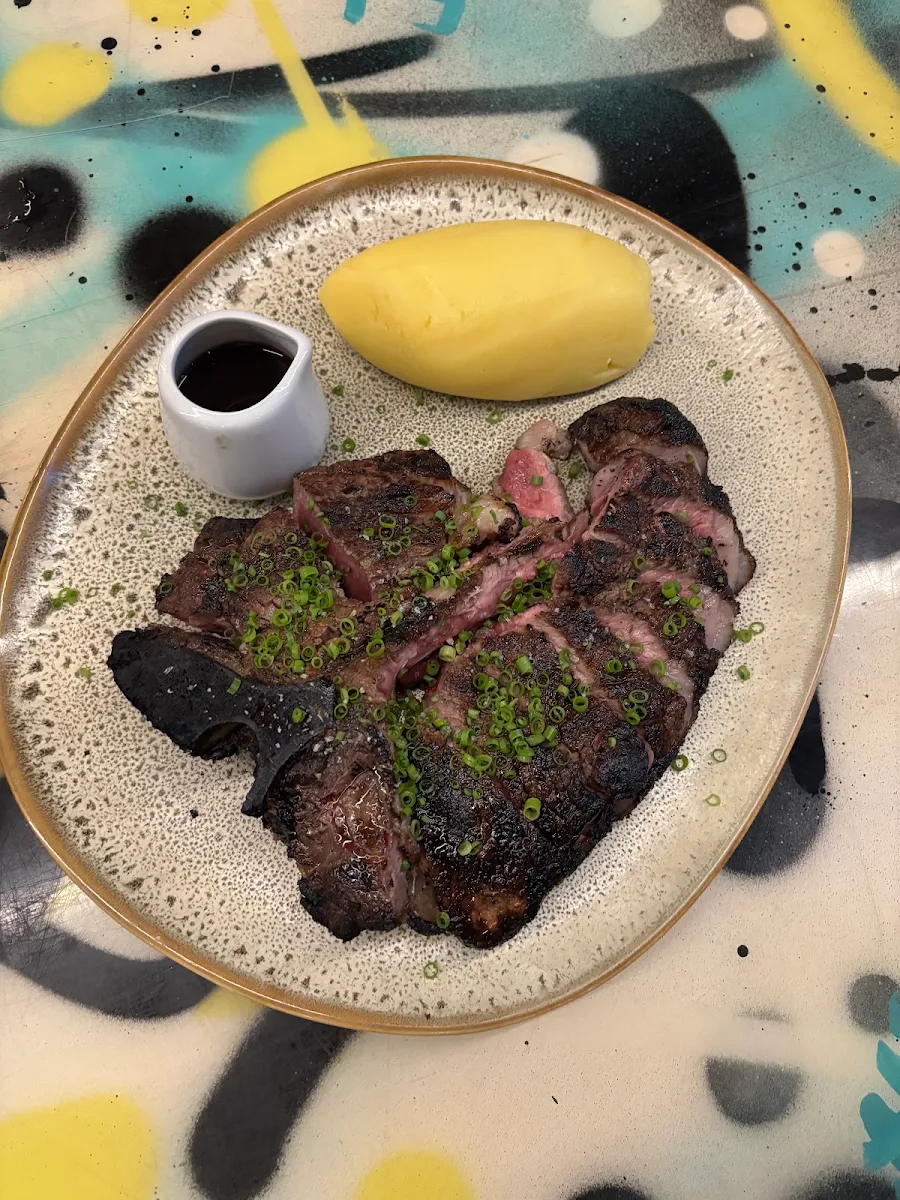 1kg T-Bone Paris Mash Port Jus, Bright Tank Brewing Co