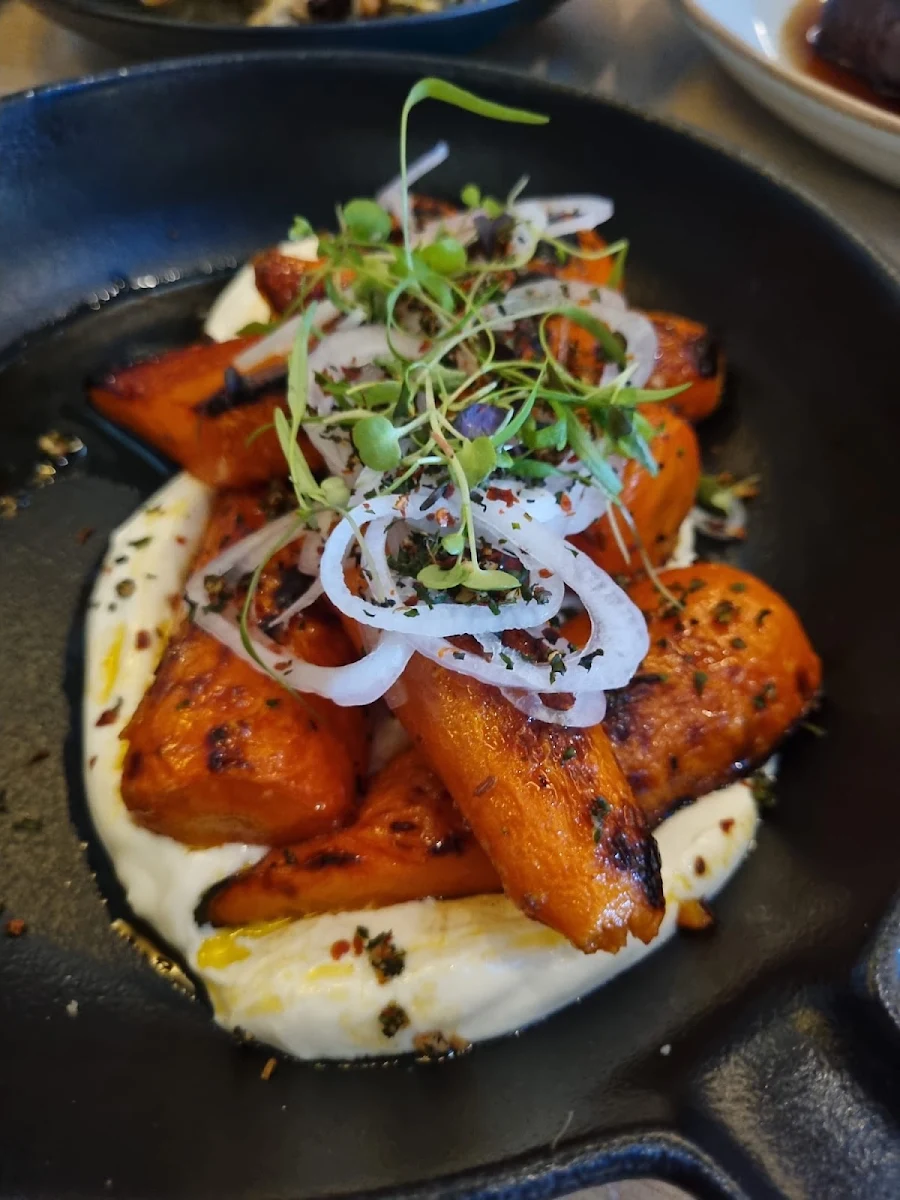 Honey Roasted Carrots Bookara Goat's Curd Zhug Shallots & Mint, Bright Tank Brewing Co