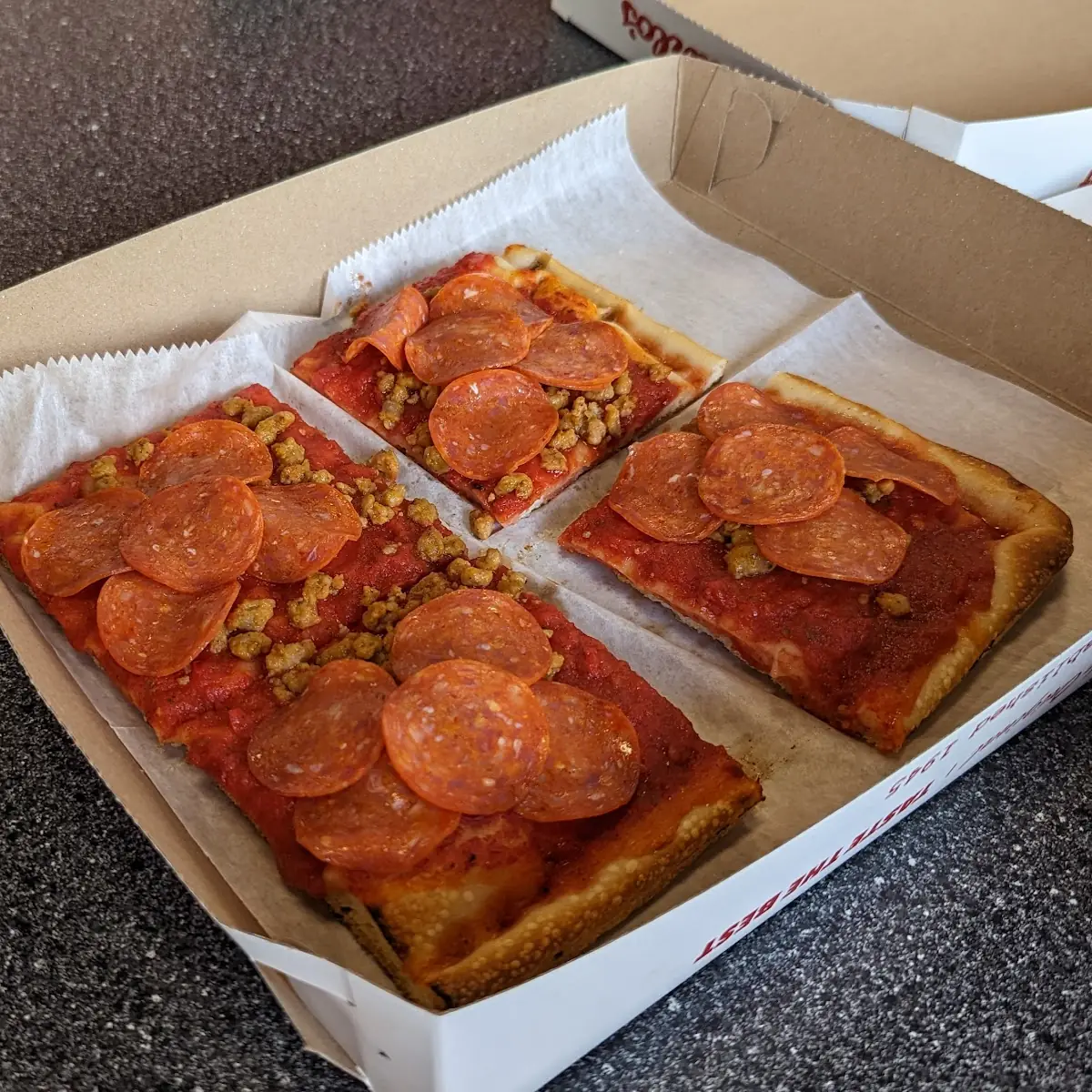 Cheeseless Meat Pizza