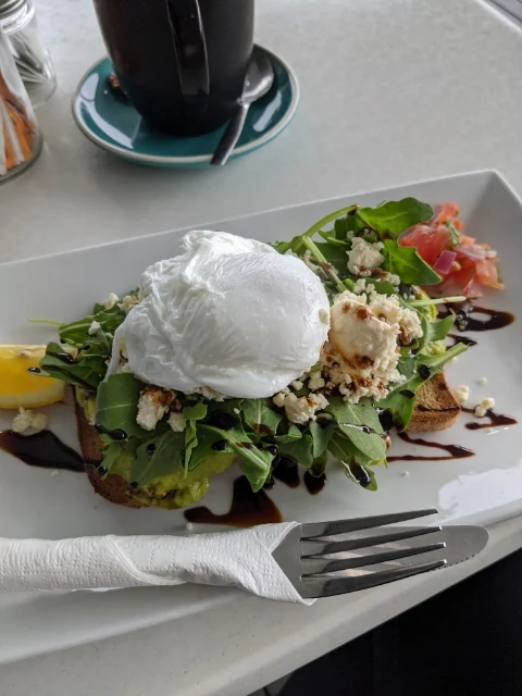 Smashed Avo and Poached Eggs, Seasalt Cafe & Restaurant