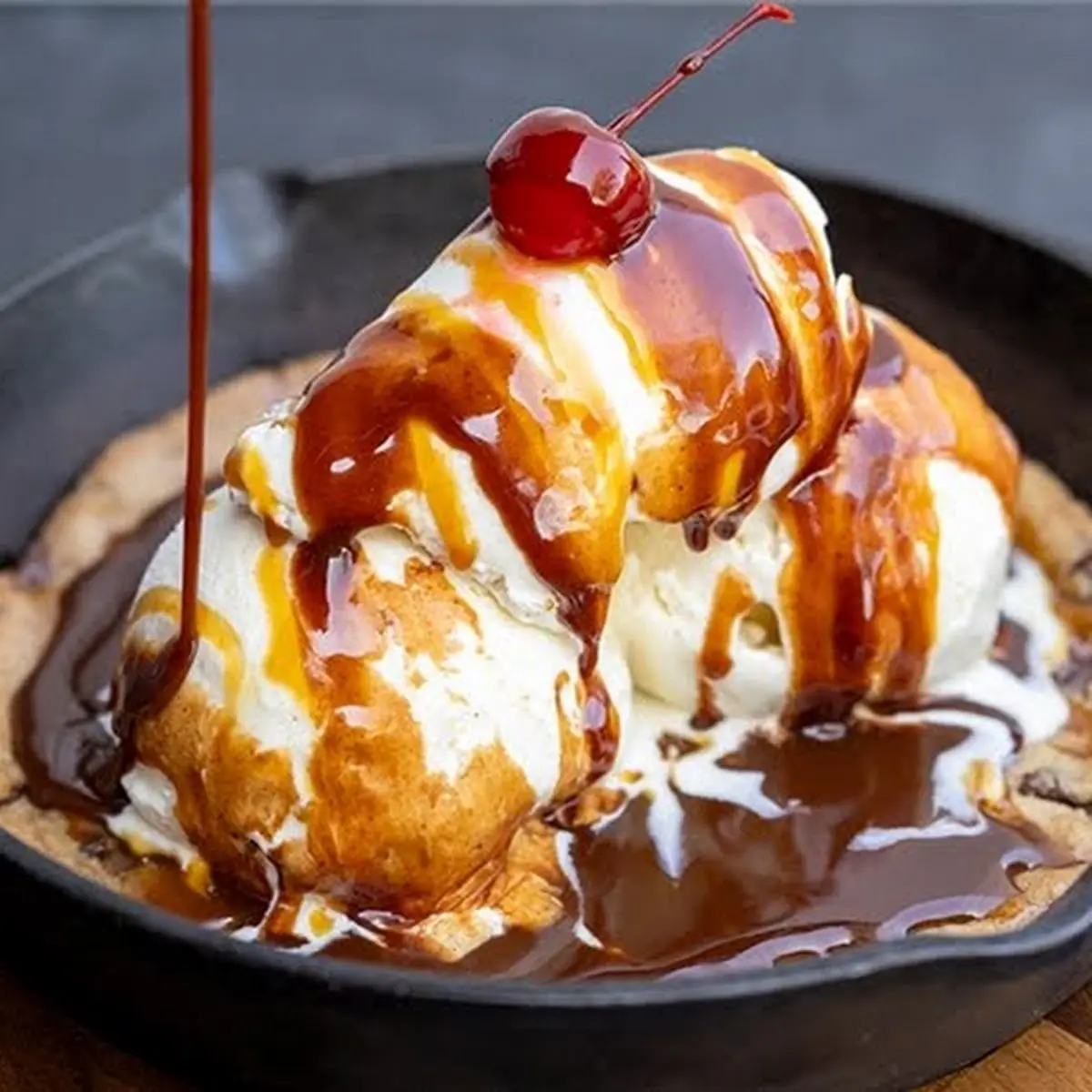 Warm Chocolate Chip Cookie Sundae