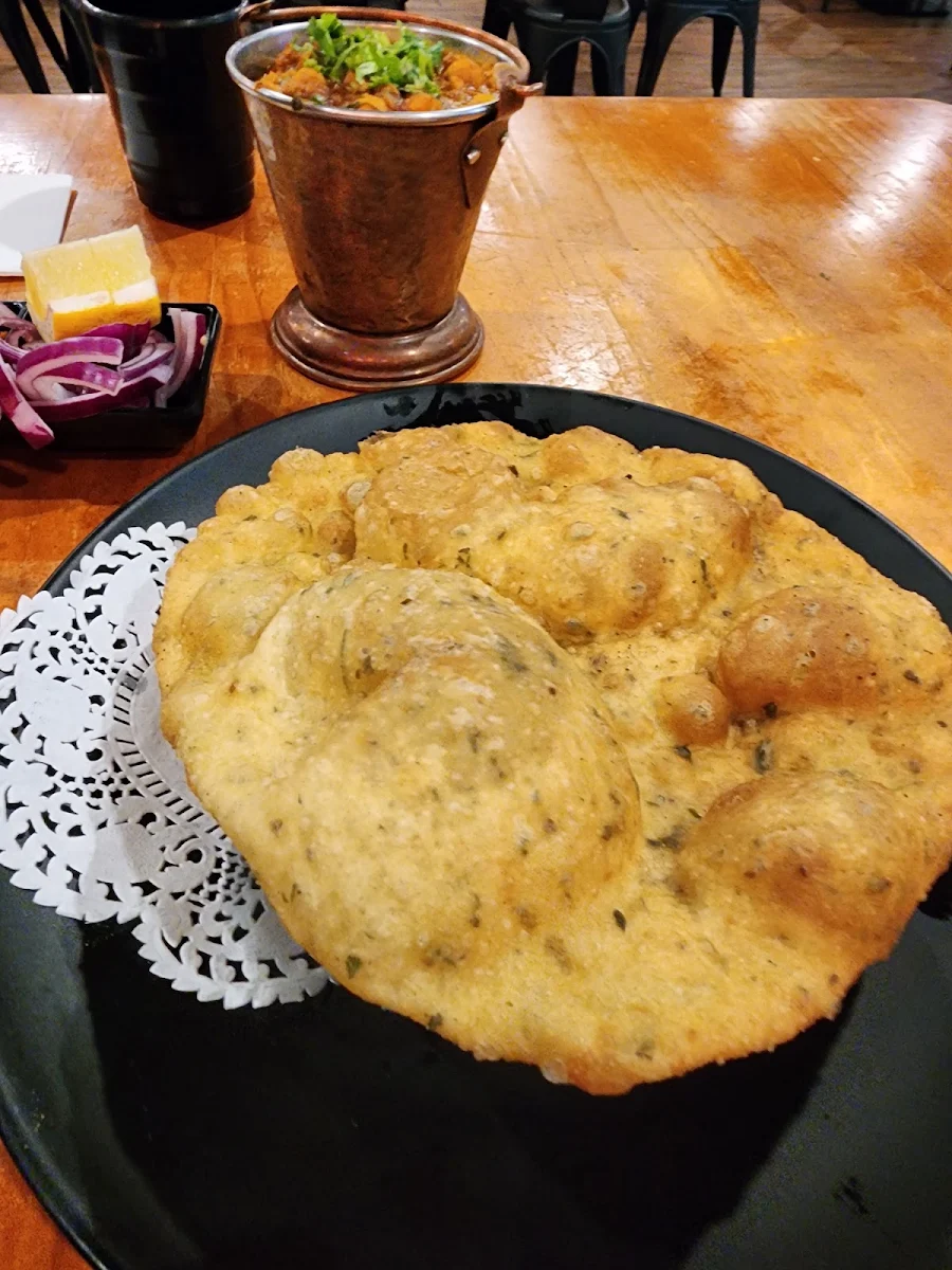 Bhatura, Dhamaal Restaurant