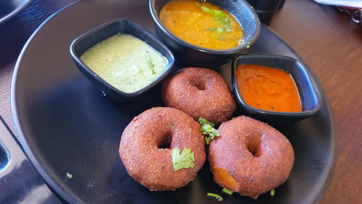 Medu Vada, Dhamaal Restaurant