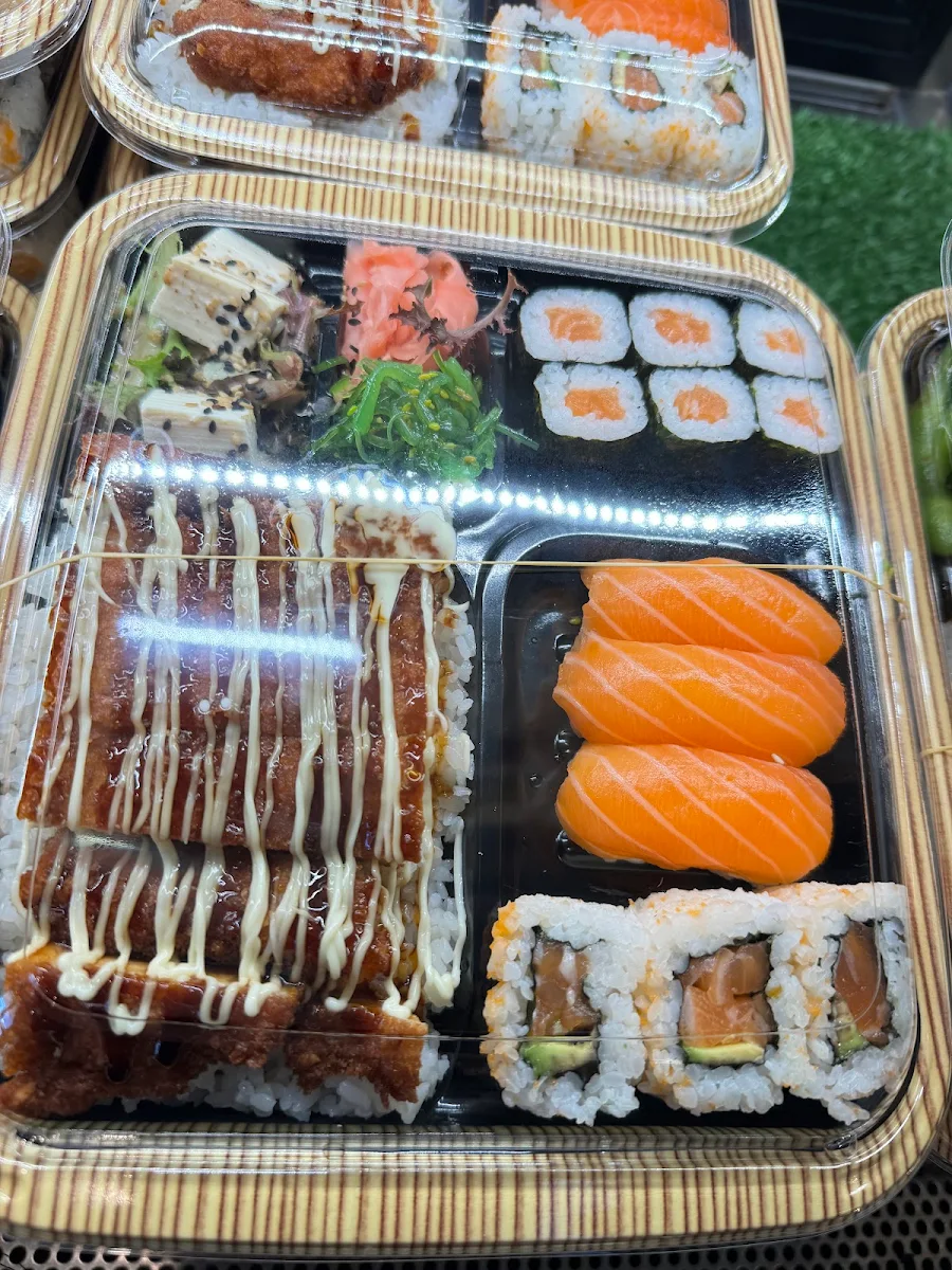 Highlights, Sushi n Poke