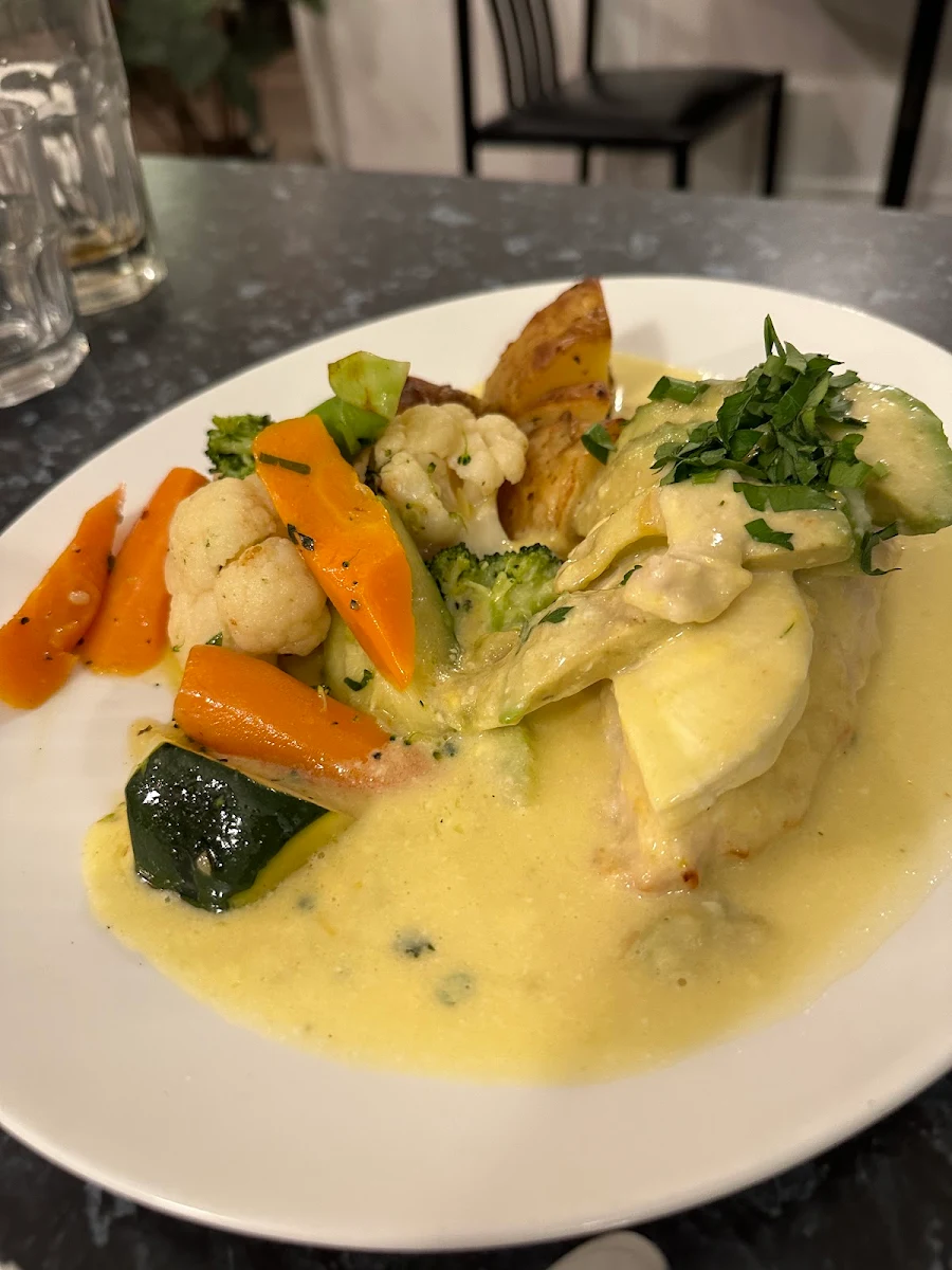Chicken Fillet, Caesar's Italian Cuisine