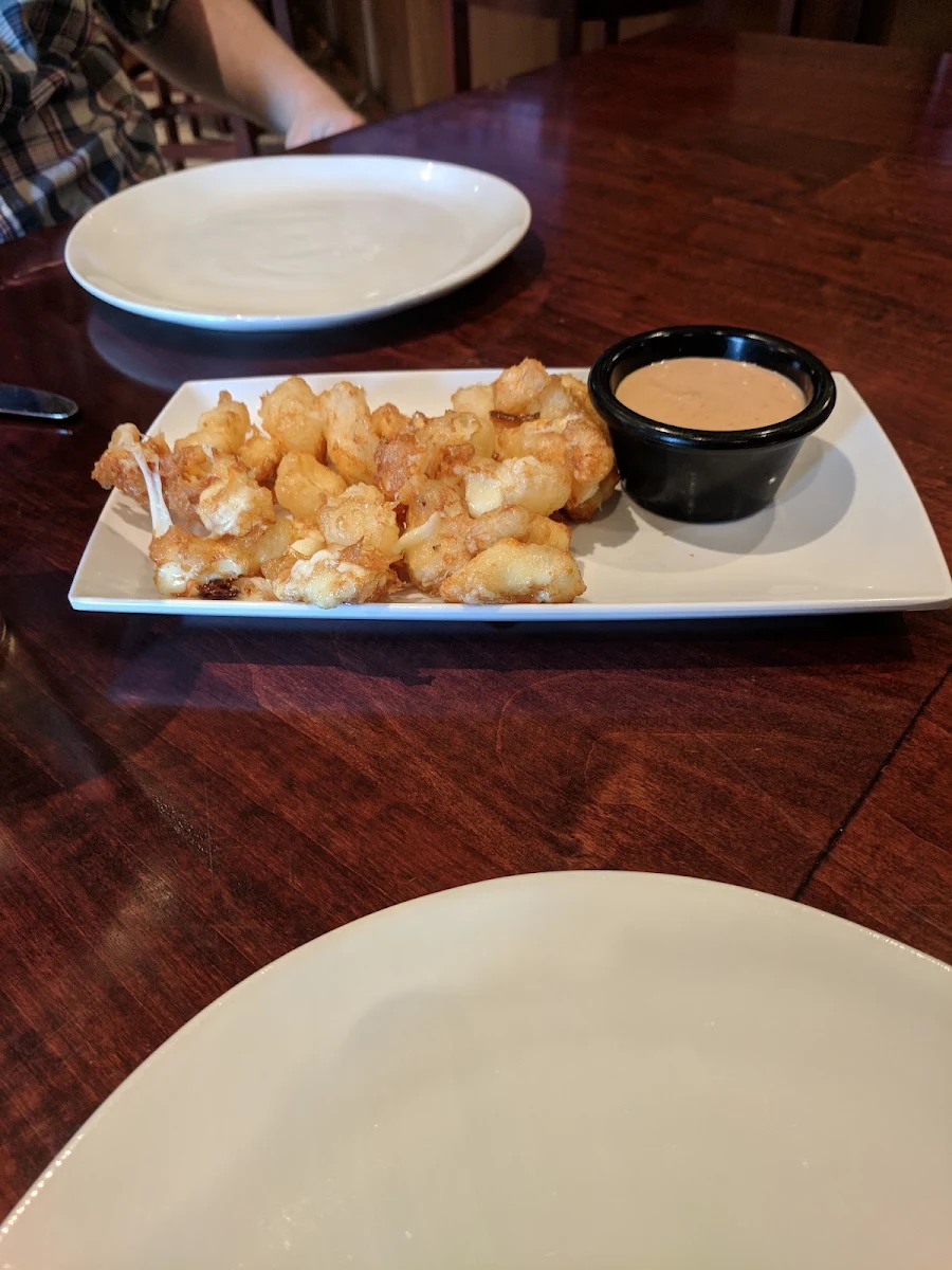 Cheese Curds with Chipotle Ranch Dressing