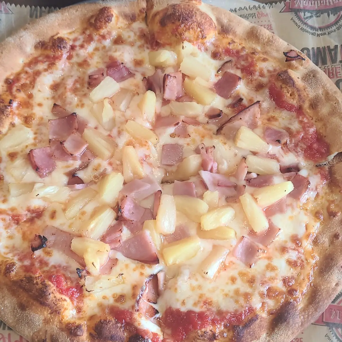 Hawaiian Pizza