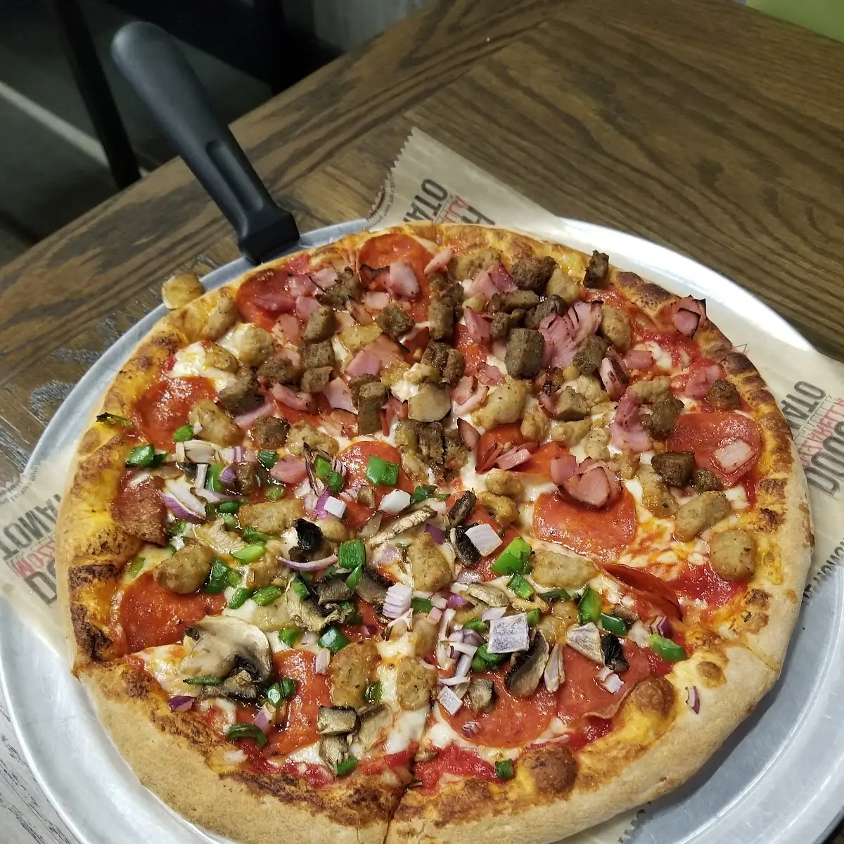 Manhattan Supreme Pizza Large