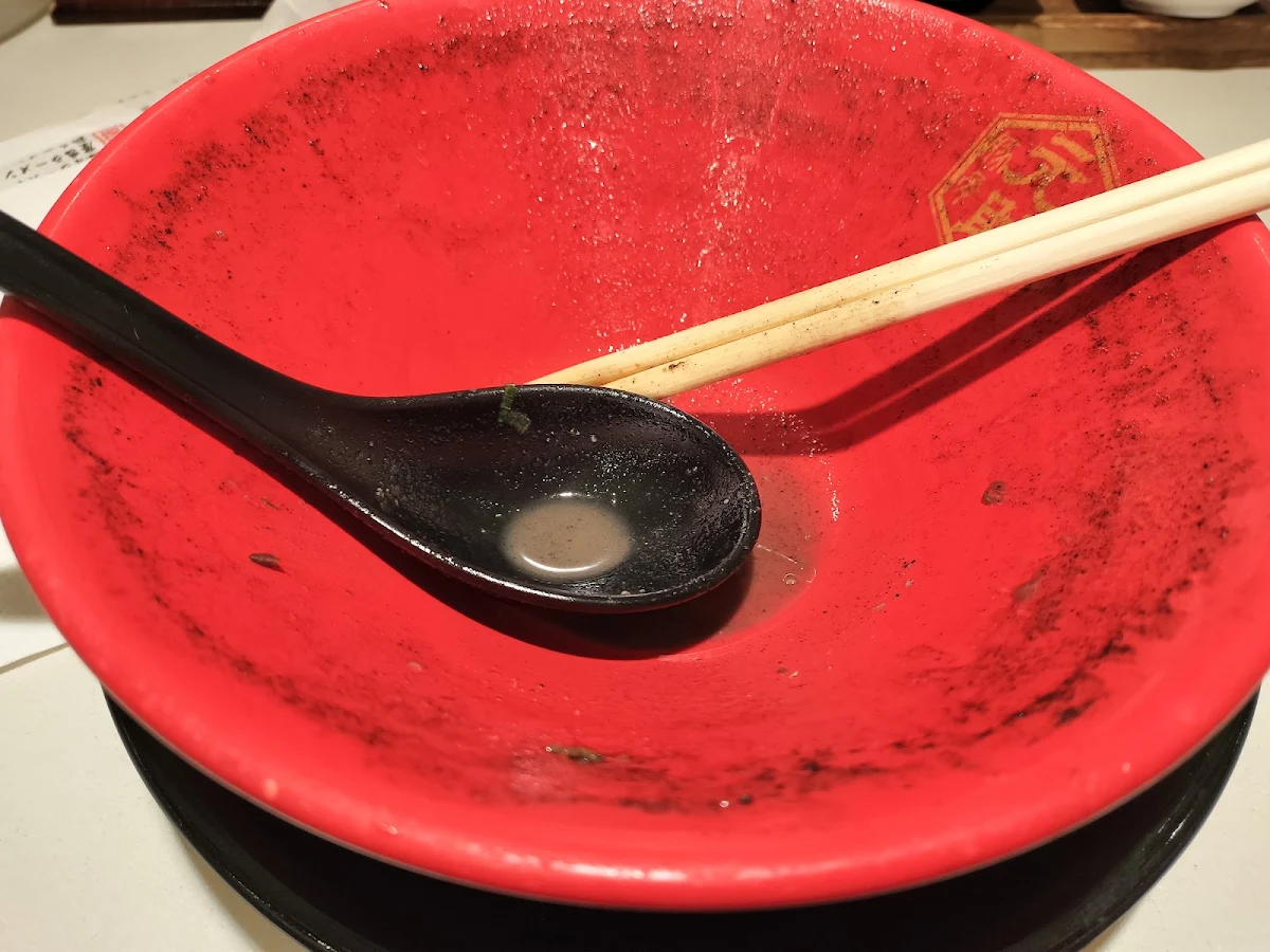 Bowl Crushed, Hakata Gensuke Tonkotsu Ramen