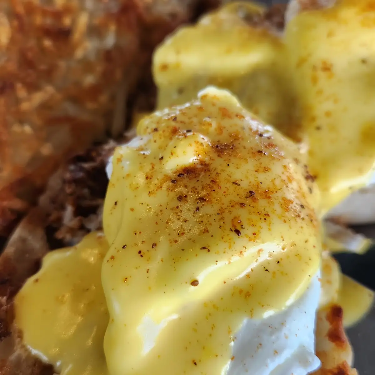 Crab Benedict