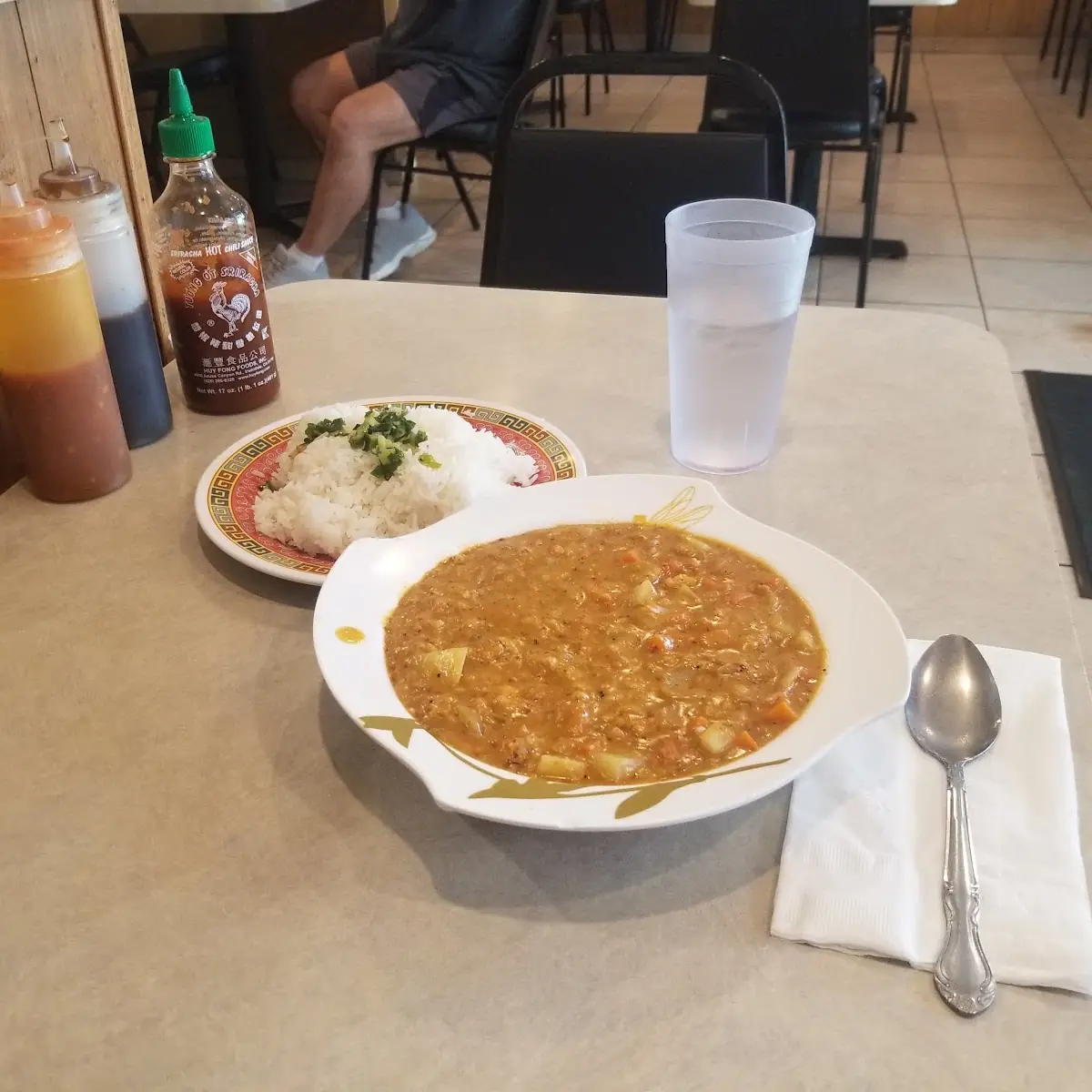 Curry Crab with Garlic Steamed Rice