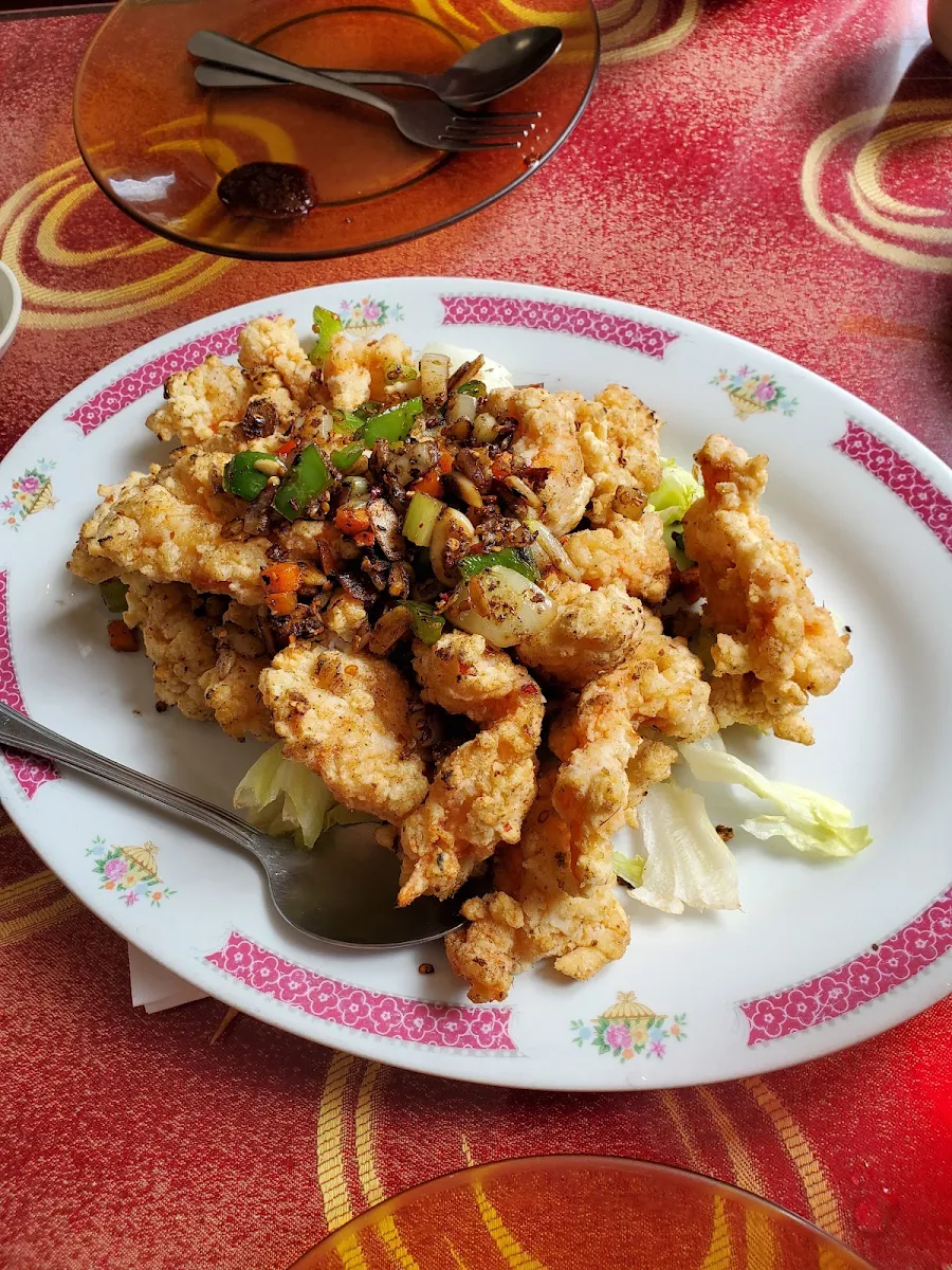 Deep Fried Jumbo Shrimp with Spicy Salt, Ding Ho Restaurant