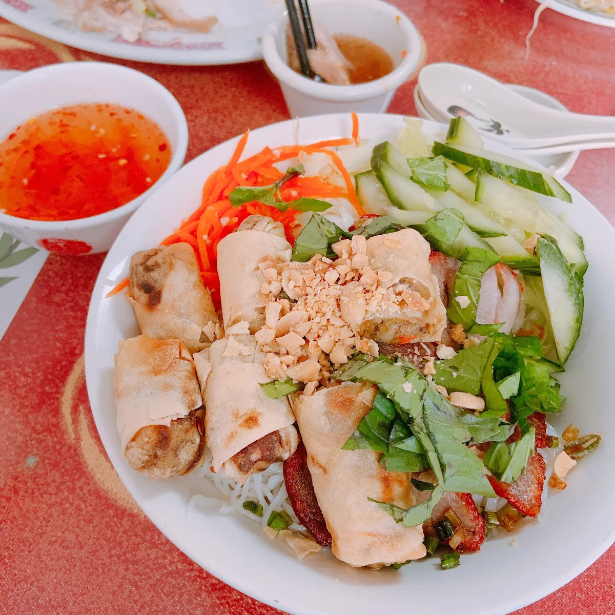 Highlights, Ding Ho Restaurant