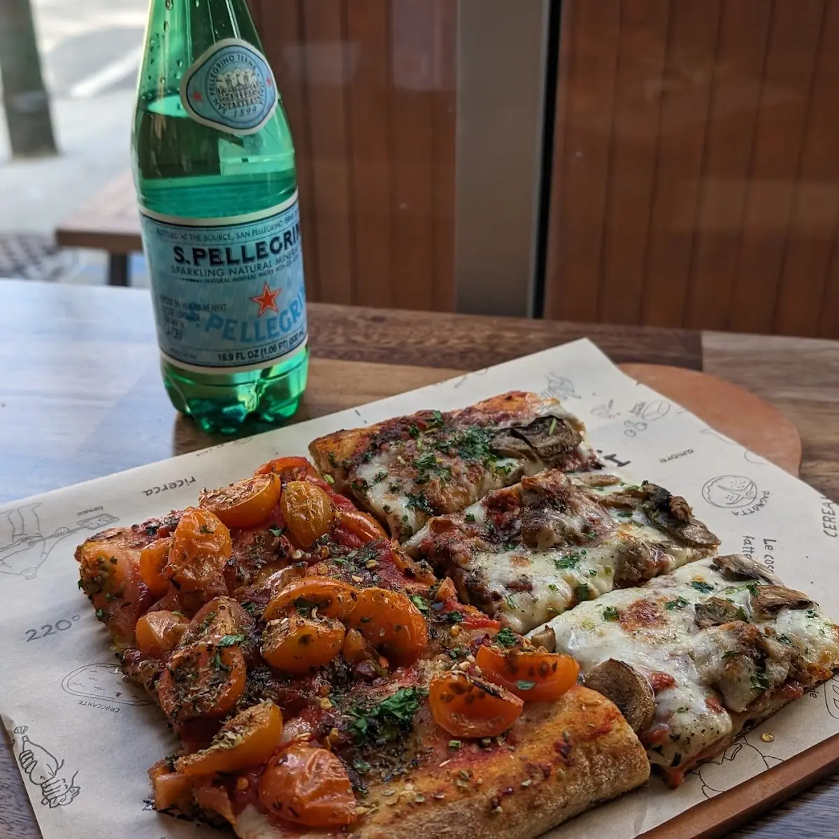 Arabiata Veggie Pizza