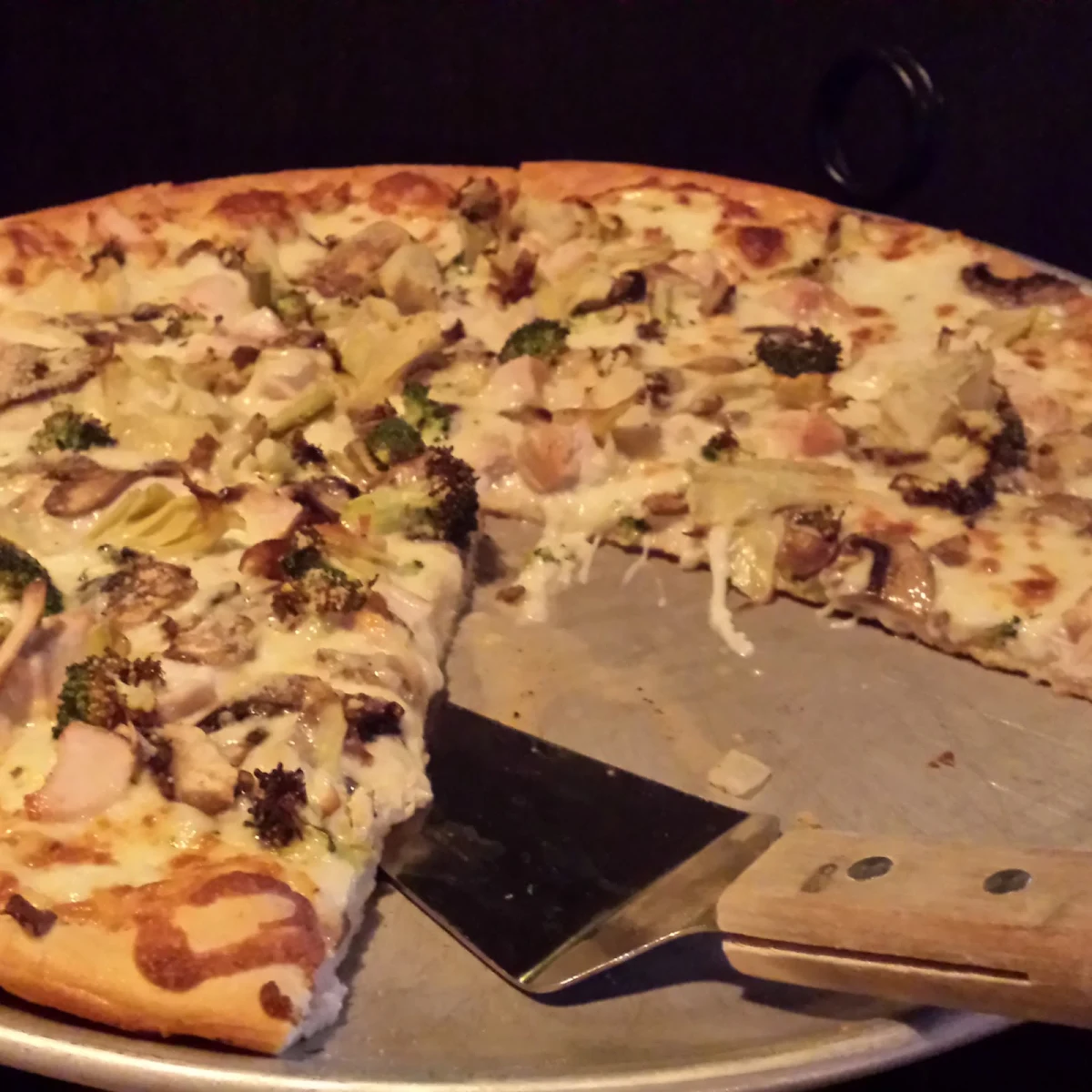 Creamy Dill Pickle Pizza, Casa d'Pizza