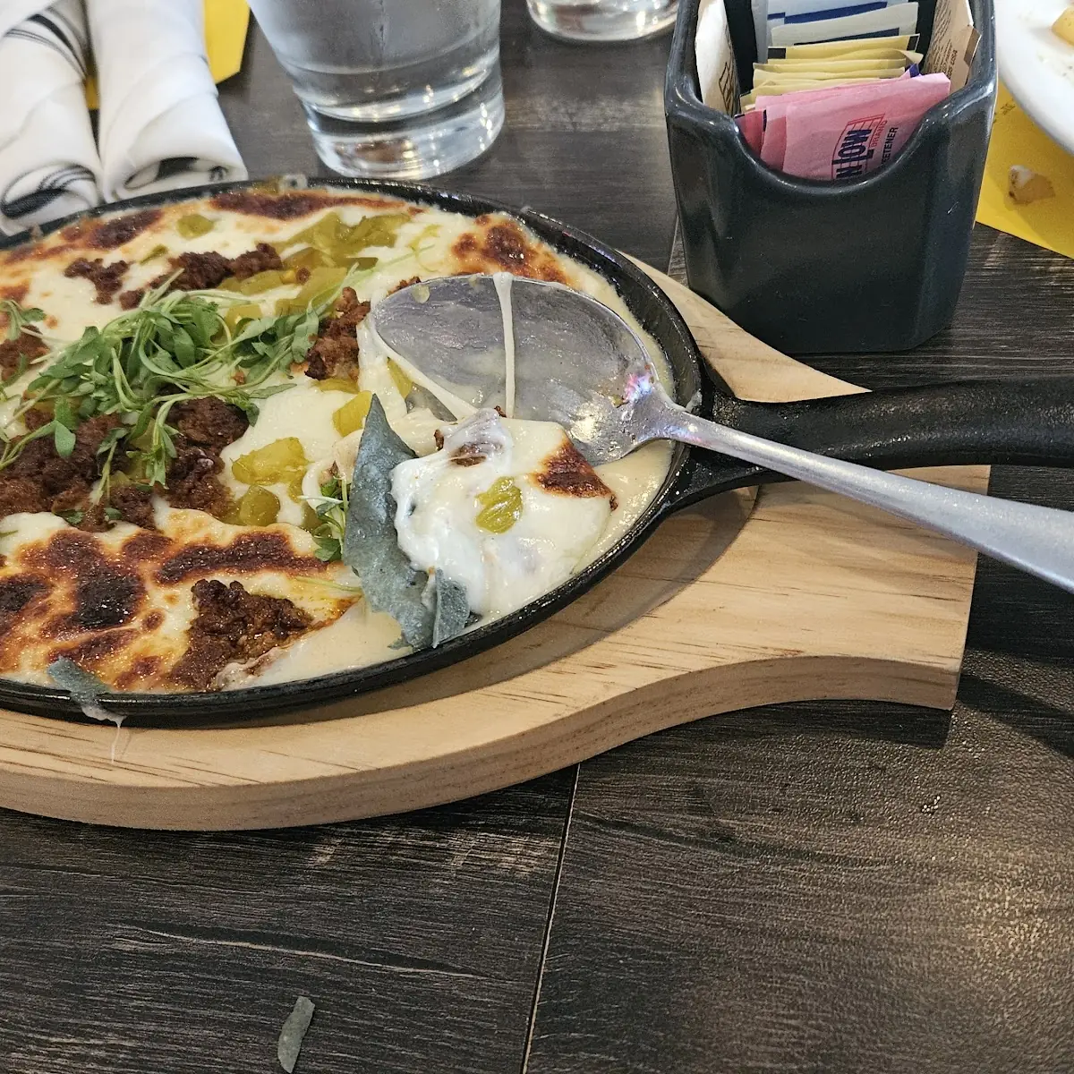 Queso Fundido Con Chorizo