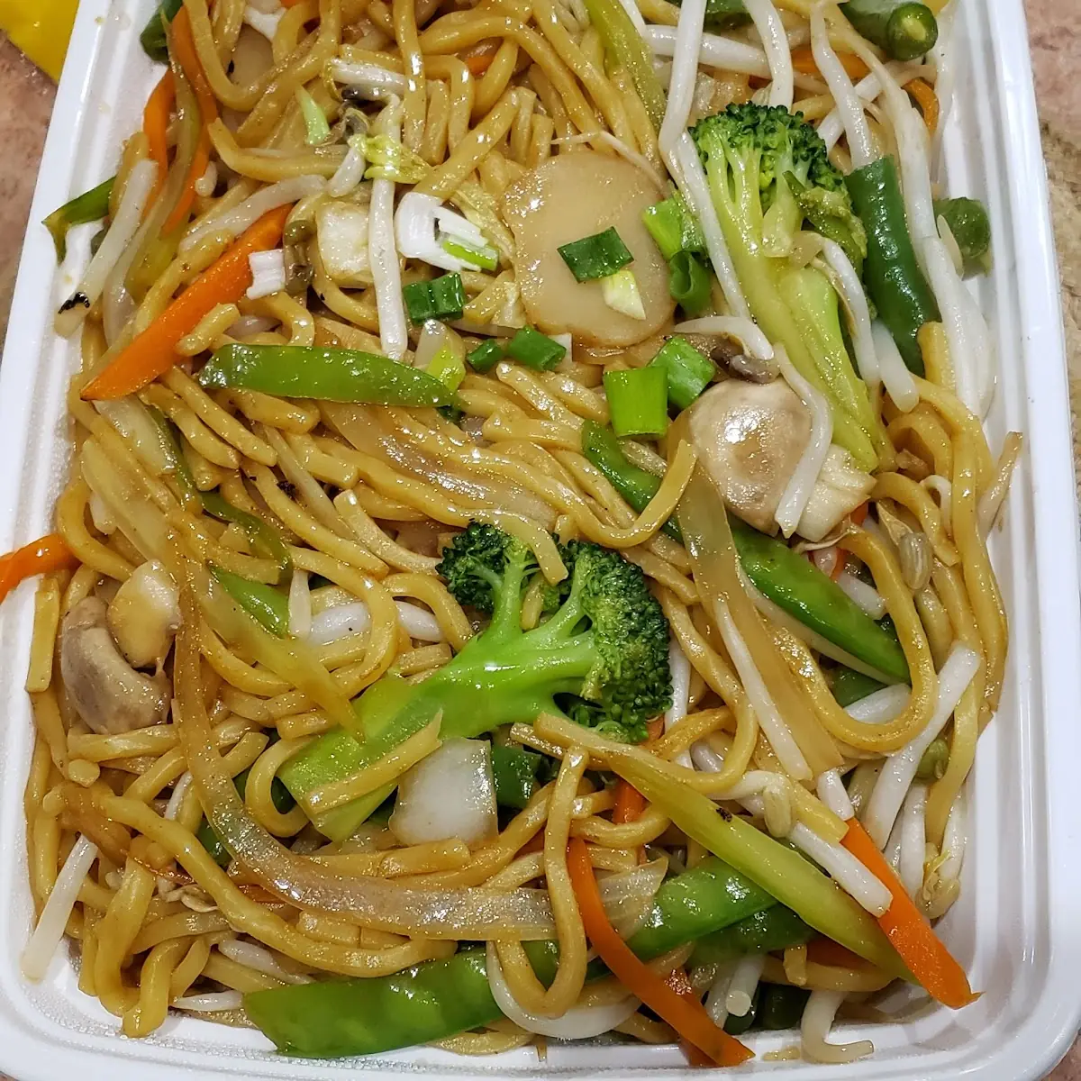 Vegetable Lo Mein