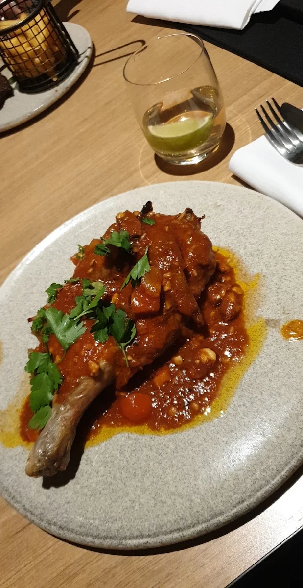 Chicken, Marnong Estate - Winery