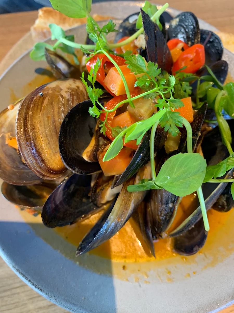 Mussels, Marnong Estate - Winery
