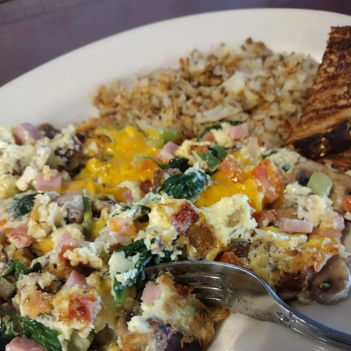 Veggie Omelette with Ham and Cheese