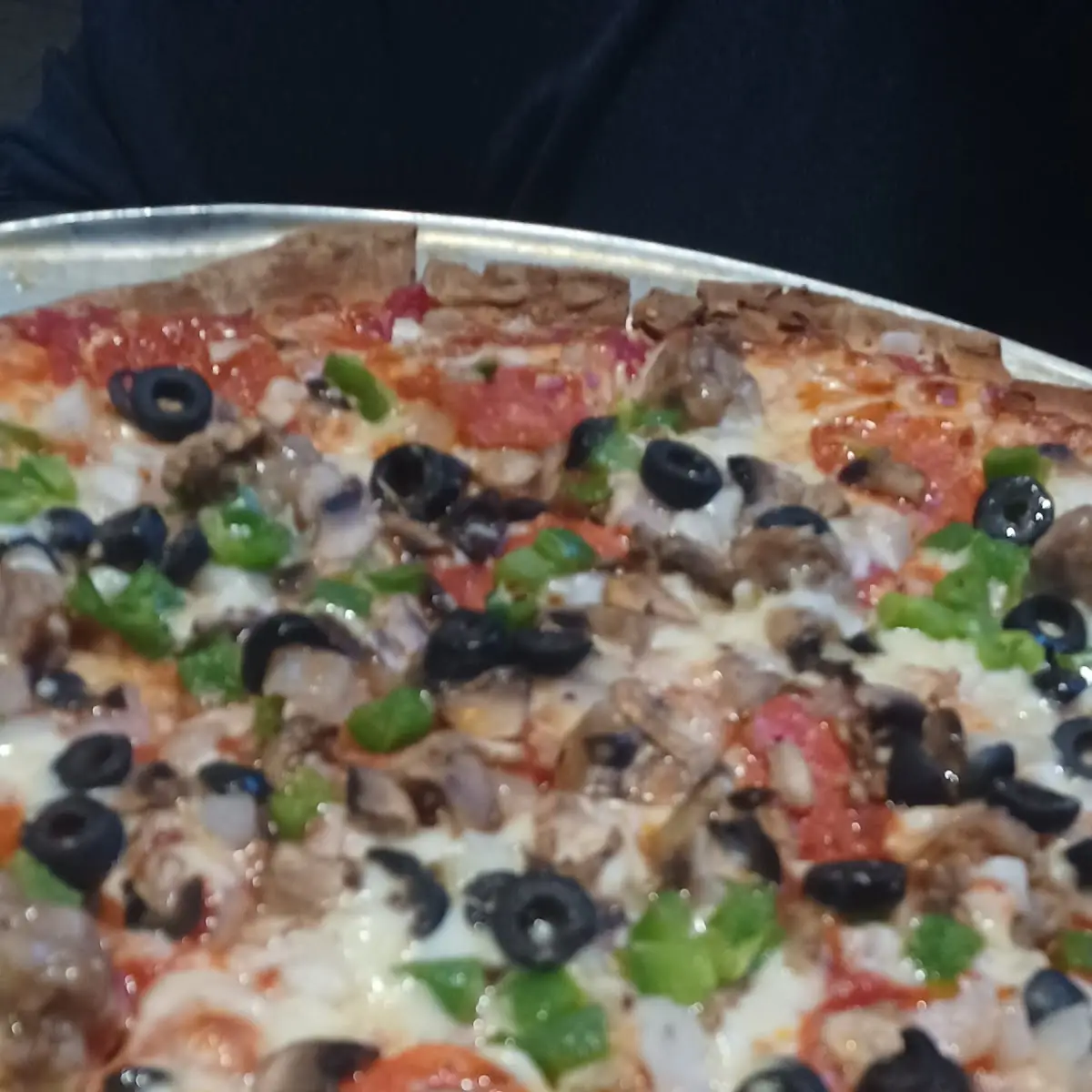 Deluxe Pizza
