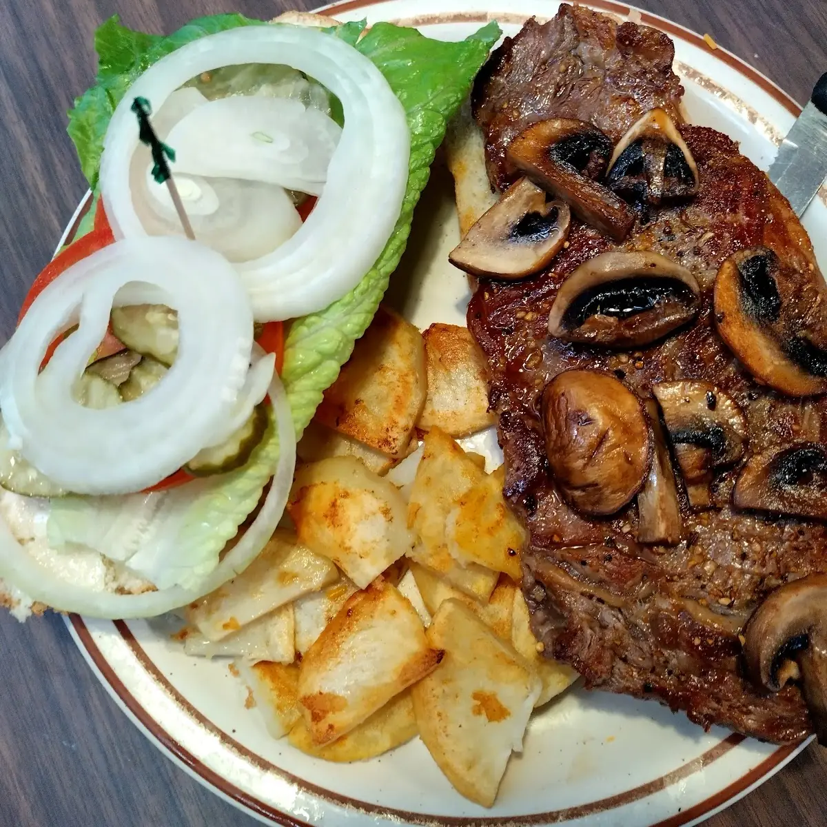 Ribeye Sandwich w Home Fries