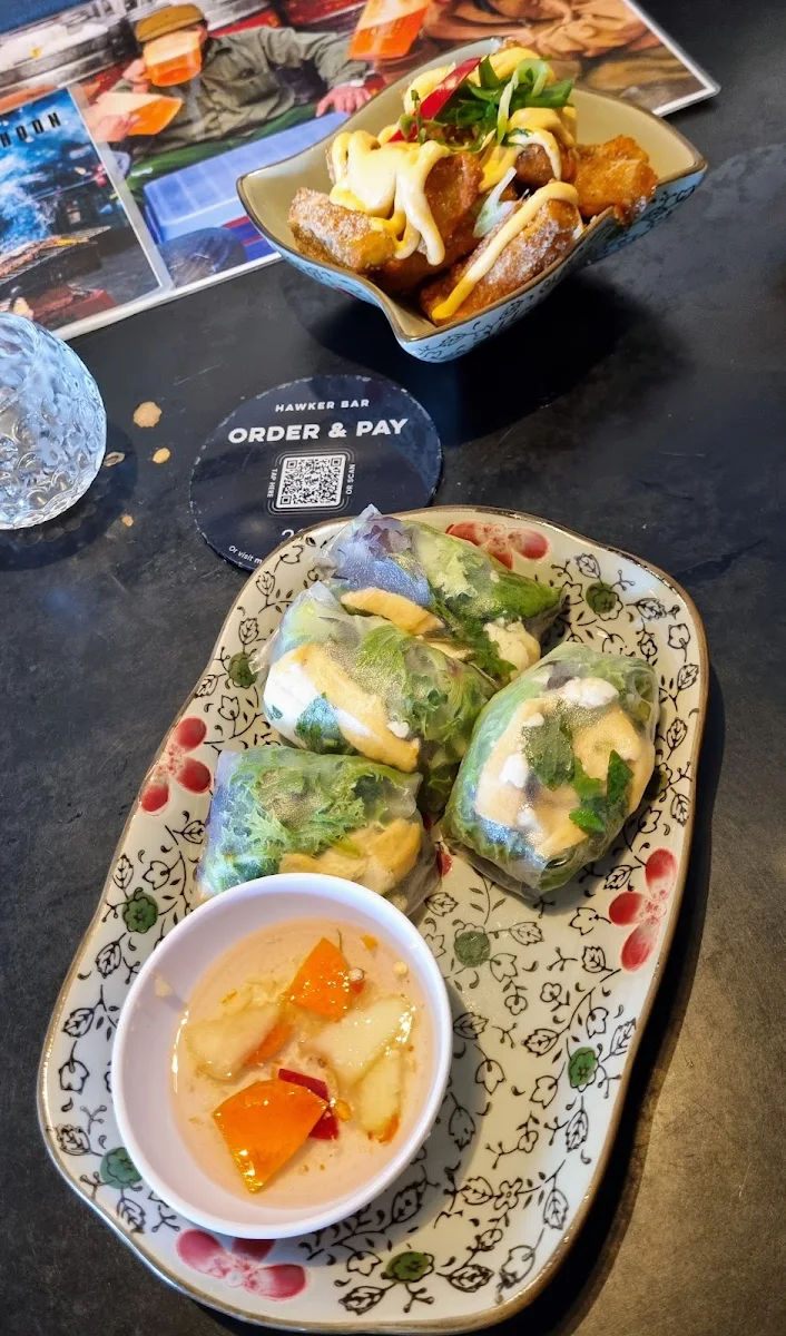 Gỏi Cuốn Spring Roll, Hawker Bar