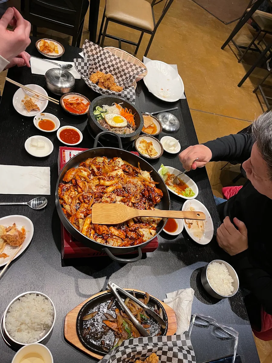 Dak Galbi, Chicken Family