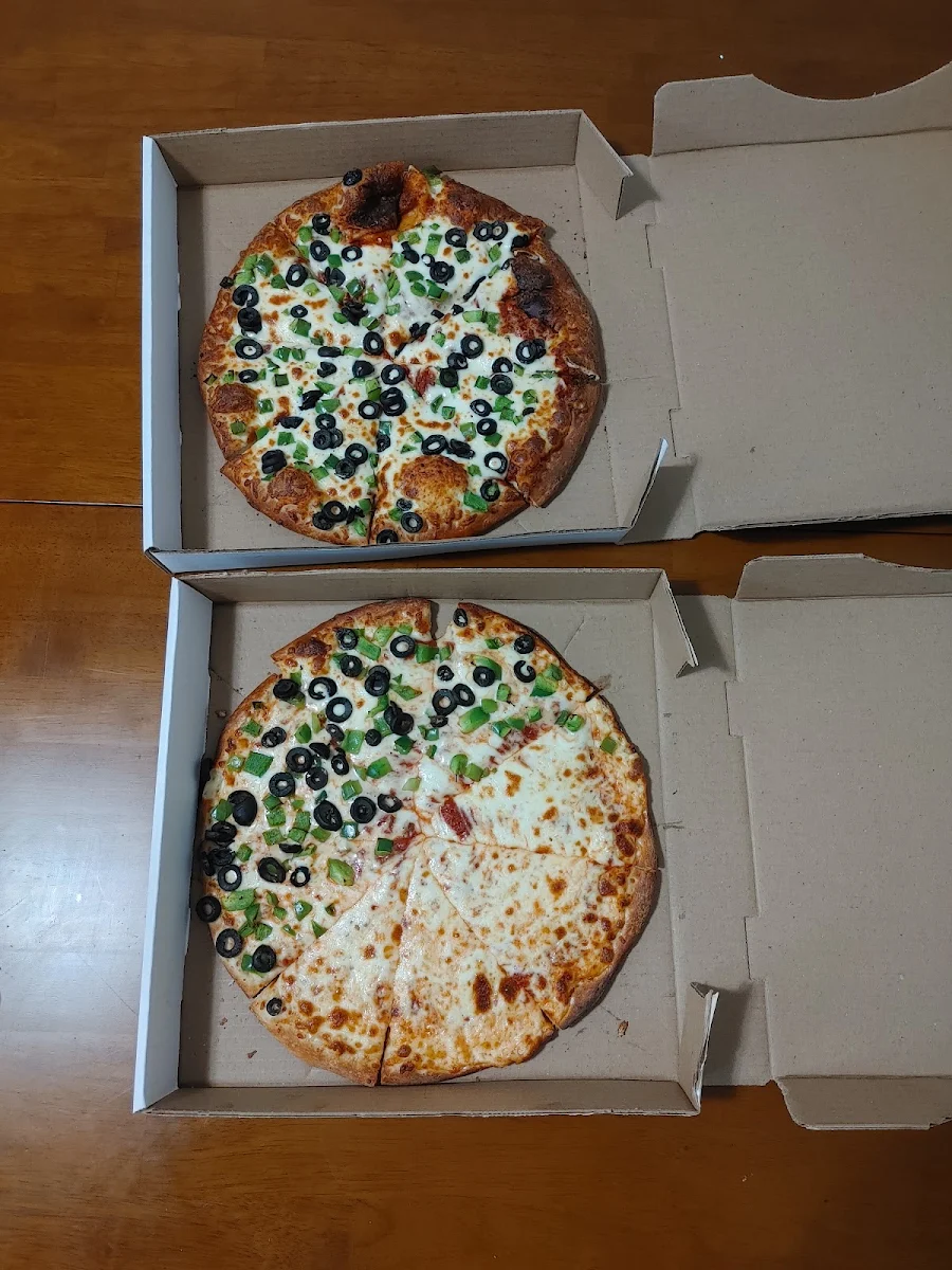 Vaggie & Cheese Pizza Half & Half