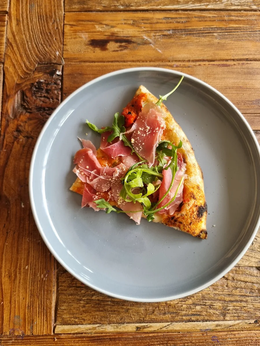 Prosciutto, Hepburn Pizza