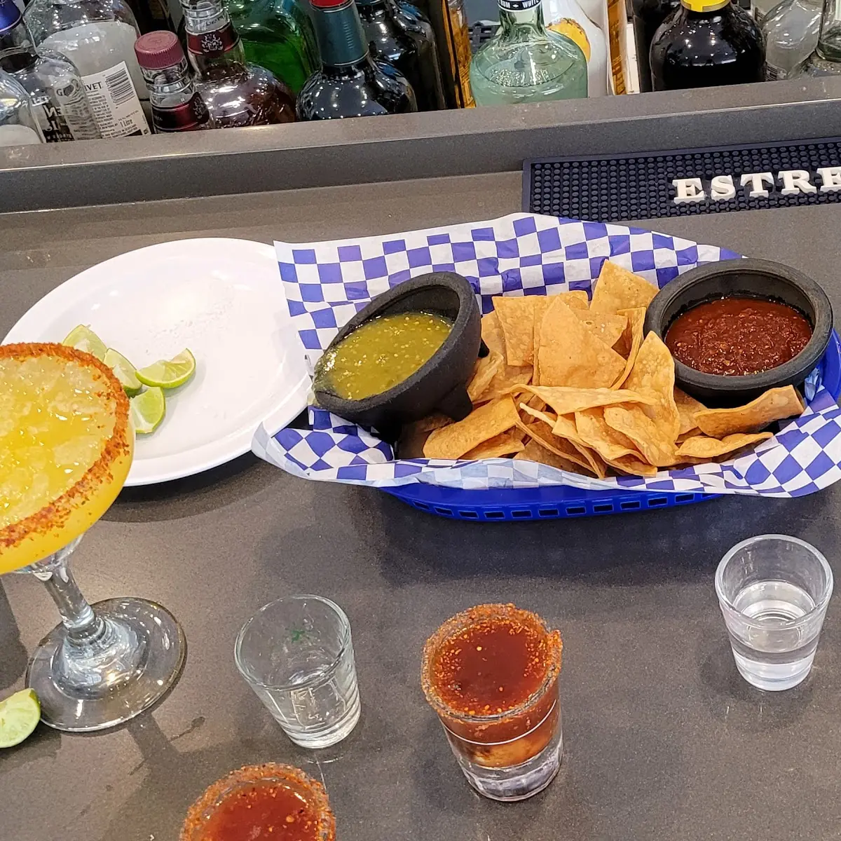 Chips & Salsa