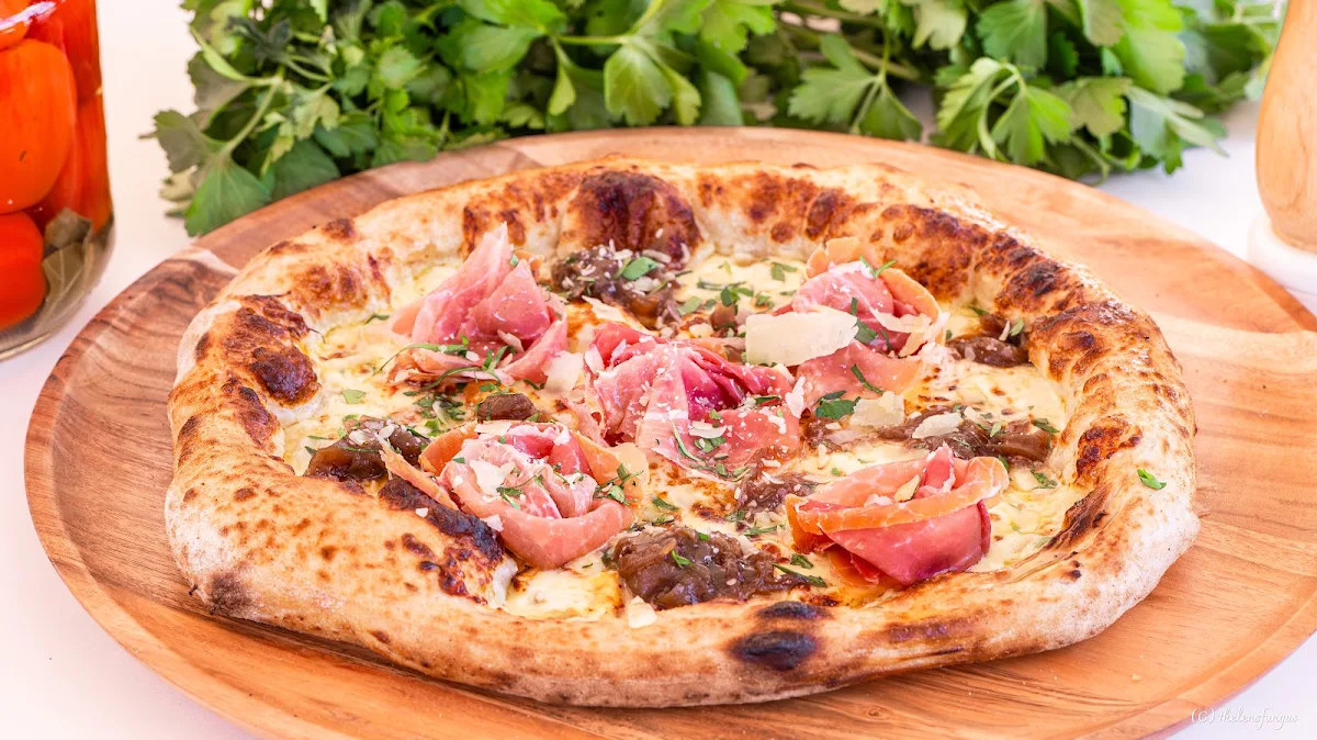 Highlights, Alessio's Pizza