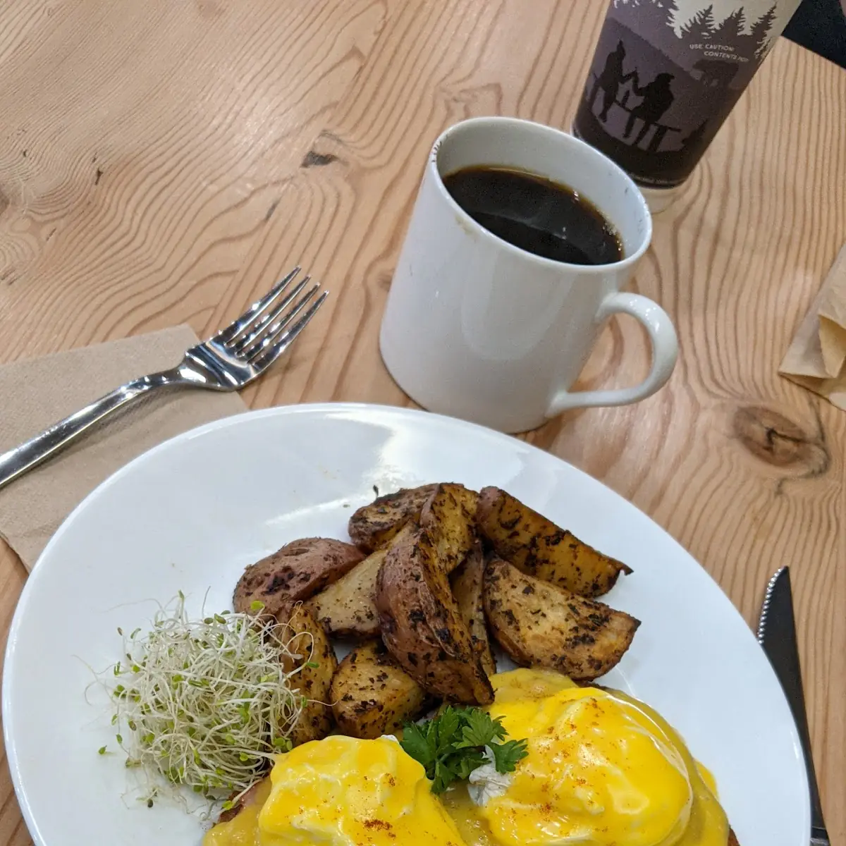 Eggs Benedict, Salt Spring Coffee - Ganges Cafe & Kitchen