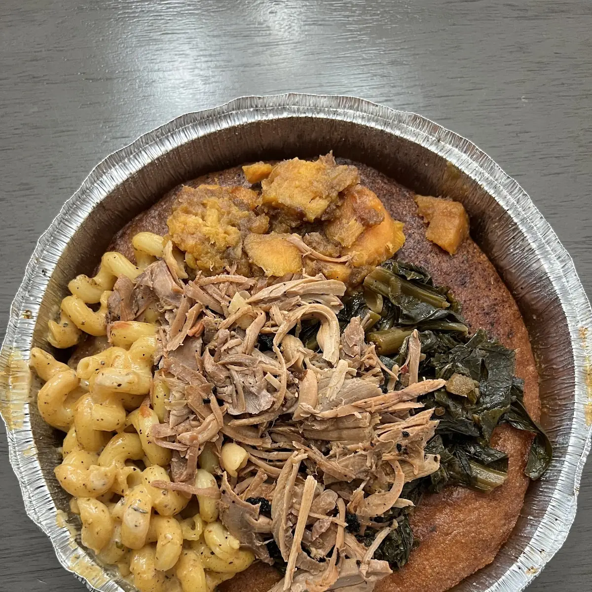 Macaroni & Cheese Smothered Turkey Leg