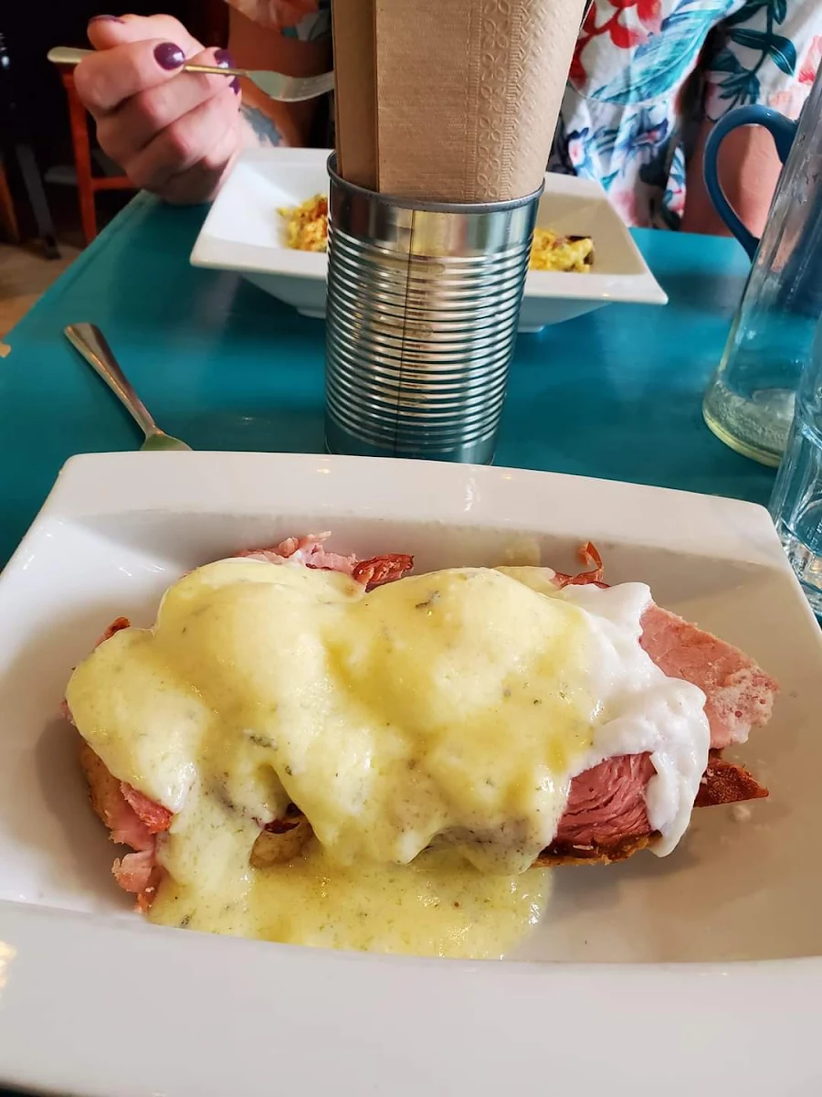 Ham Eggs Benedict