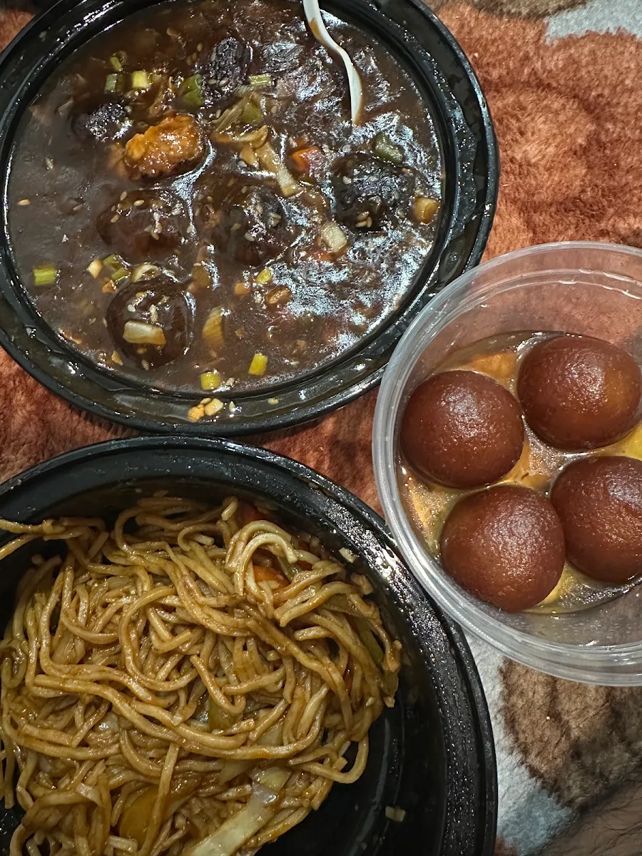 Highlights, Noor Indian Restaurant & Cafe