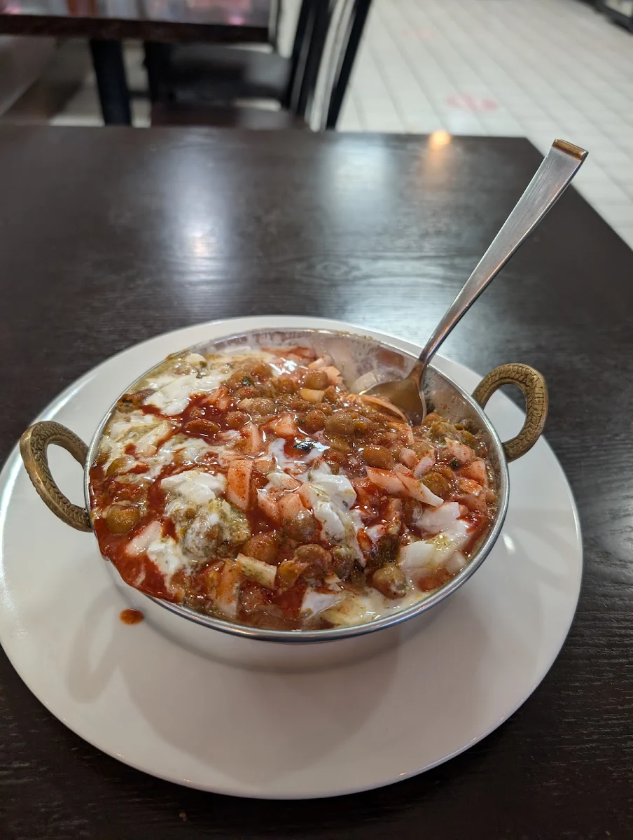 Highlights, Noor Indian Restaurant & Cafe