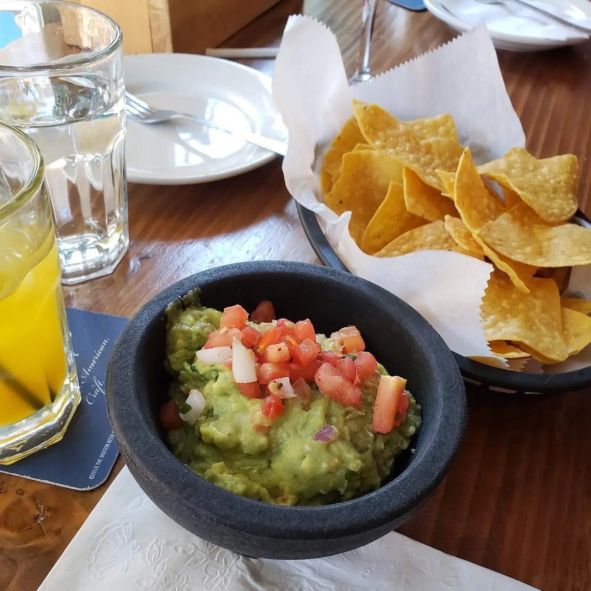 Large Guacamole and Chips