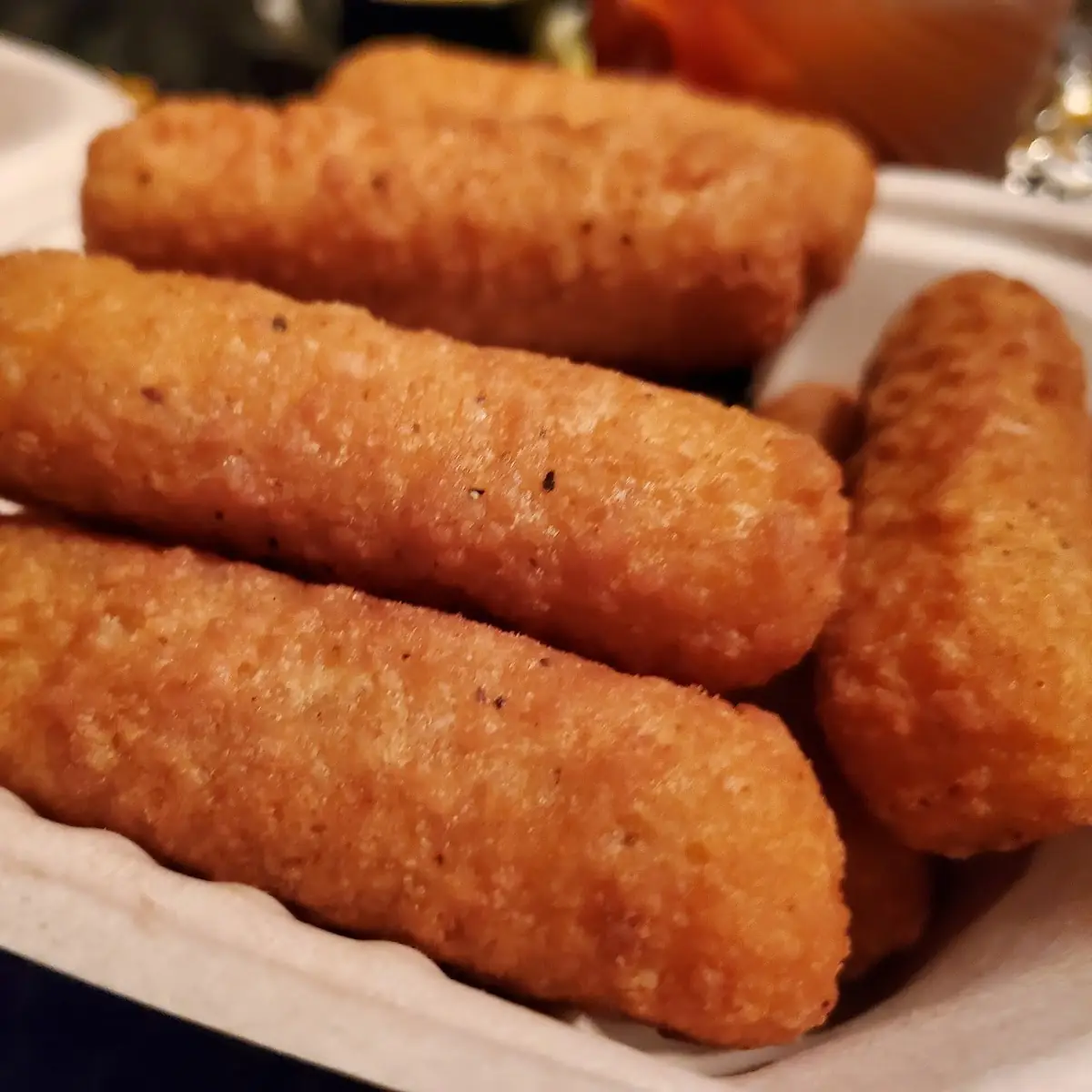 Mozzarella Sticks with Sauce