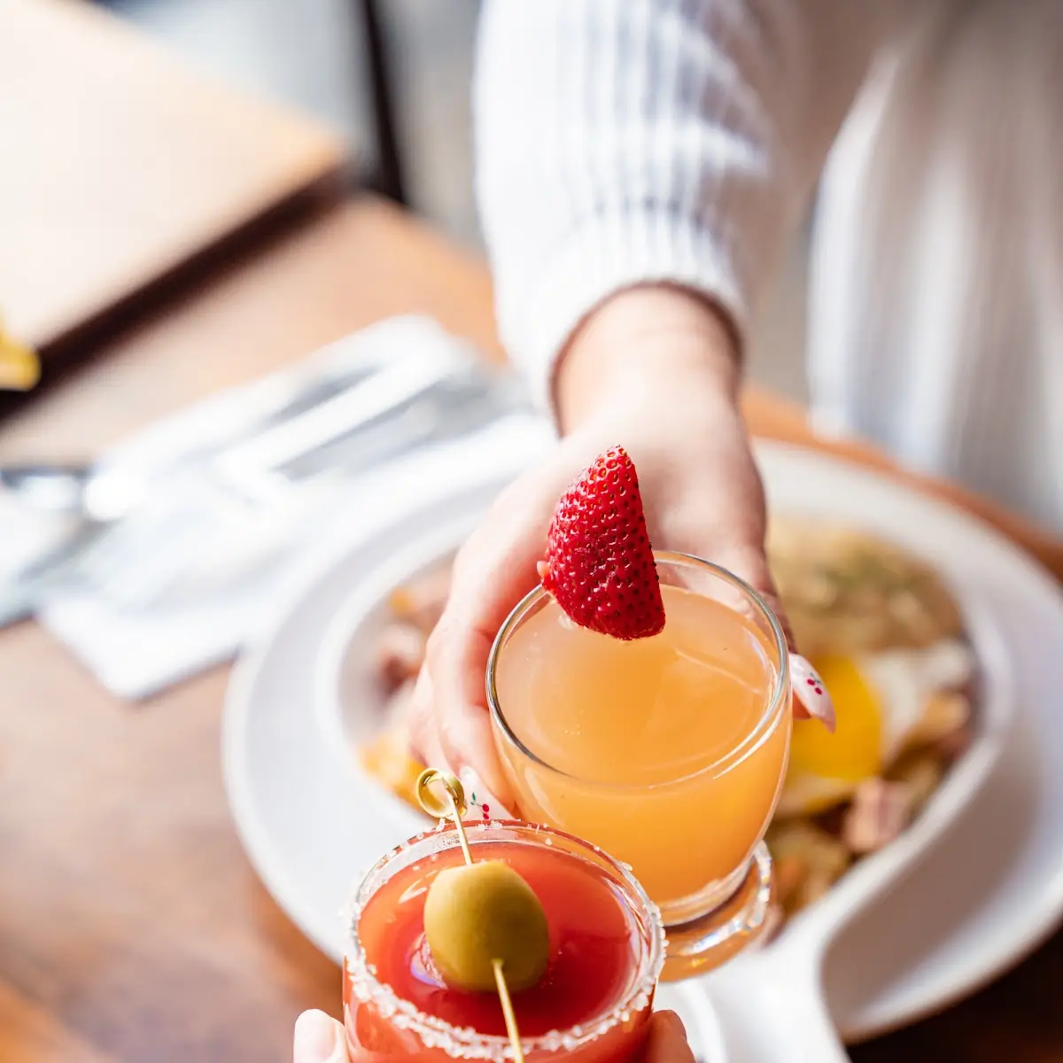 Mimosa Flight