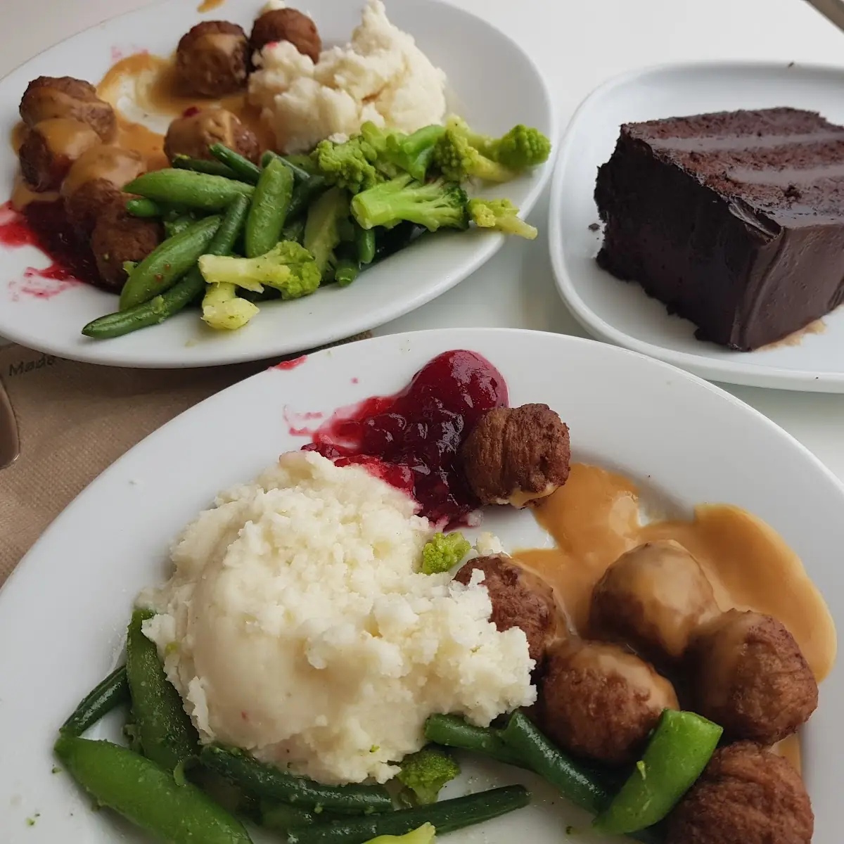 Meatball and Chocolate Cake