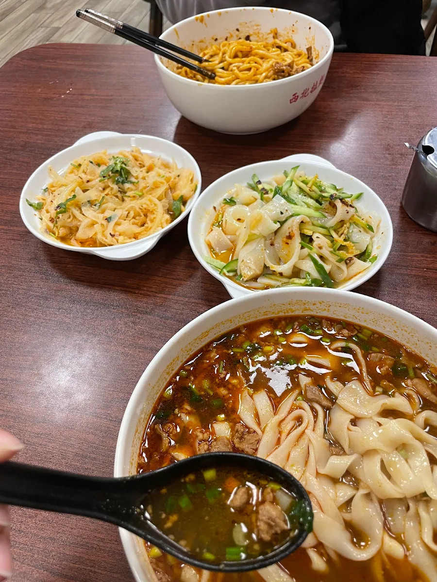Hand Pulled Noodle