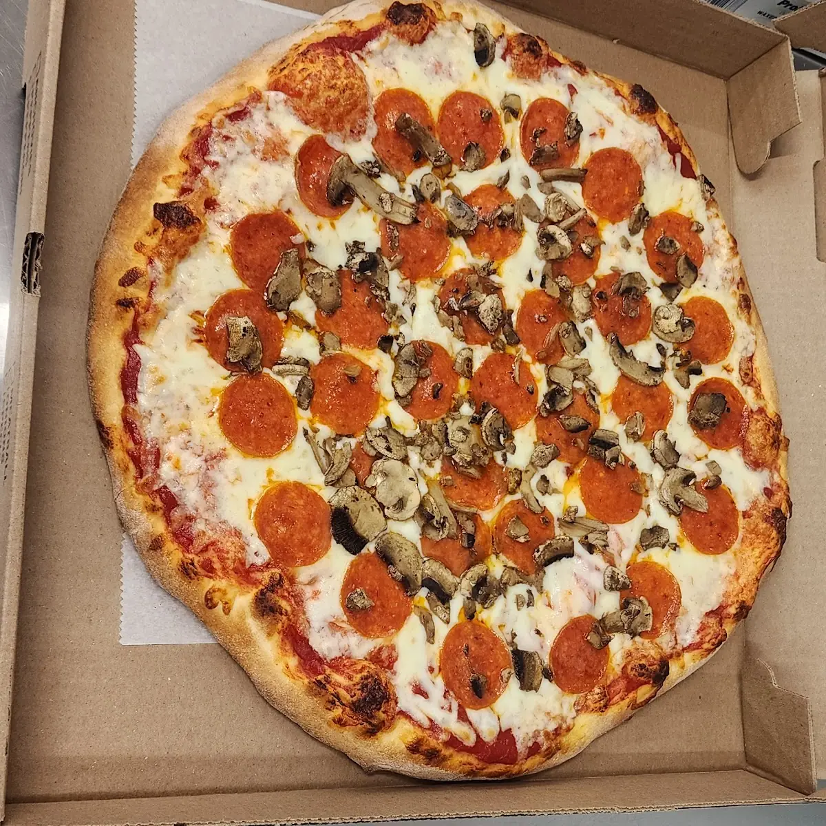 Large Pepperoni and Mushroom Pizza