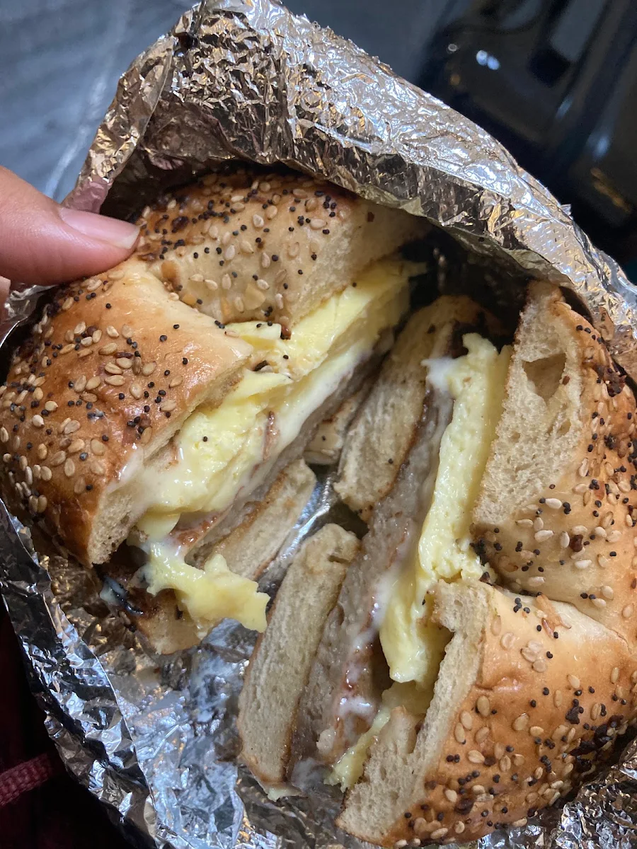 Everything Bagel w Sausage Egg and Cheese