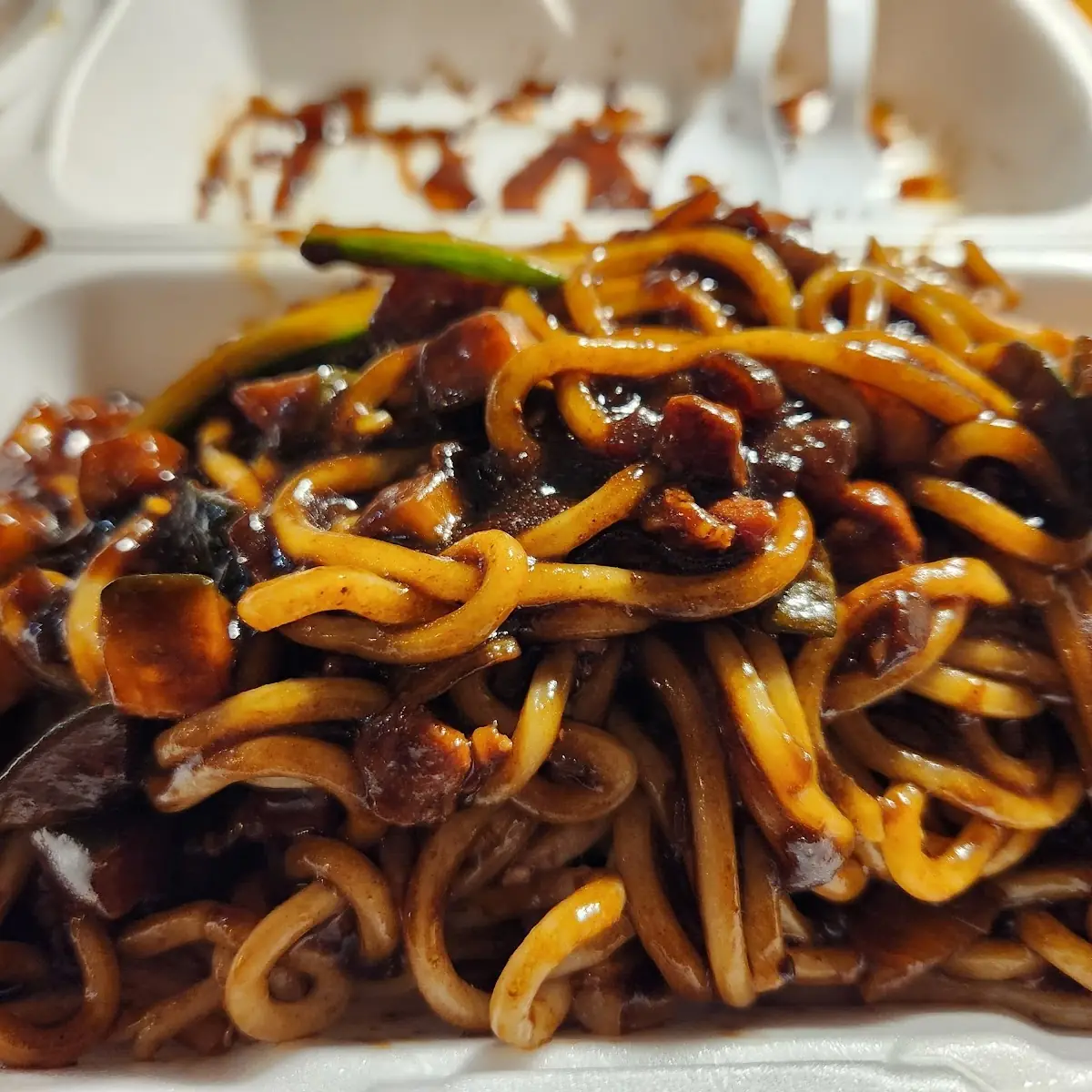 Noodles in Black Bean Sauce