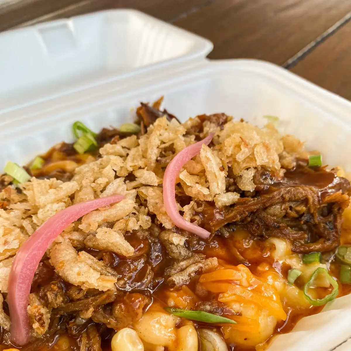 Mac and Cheese Y Pulled Pork